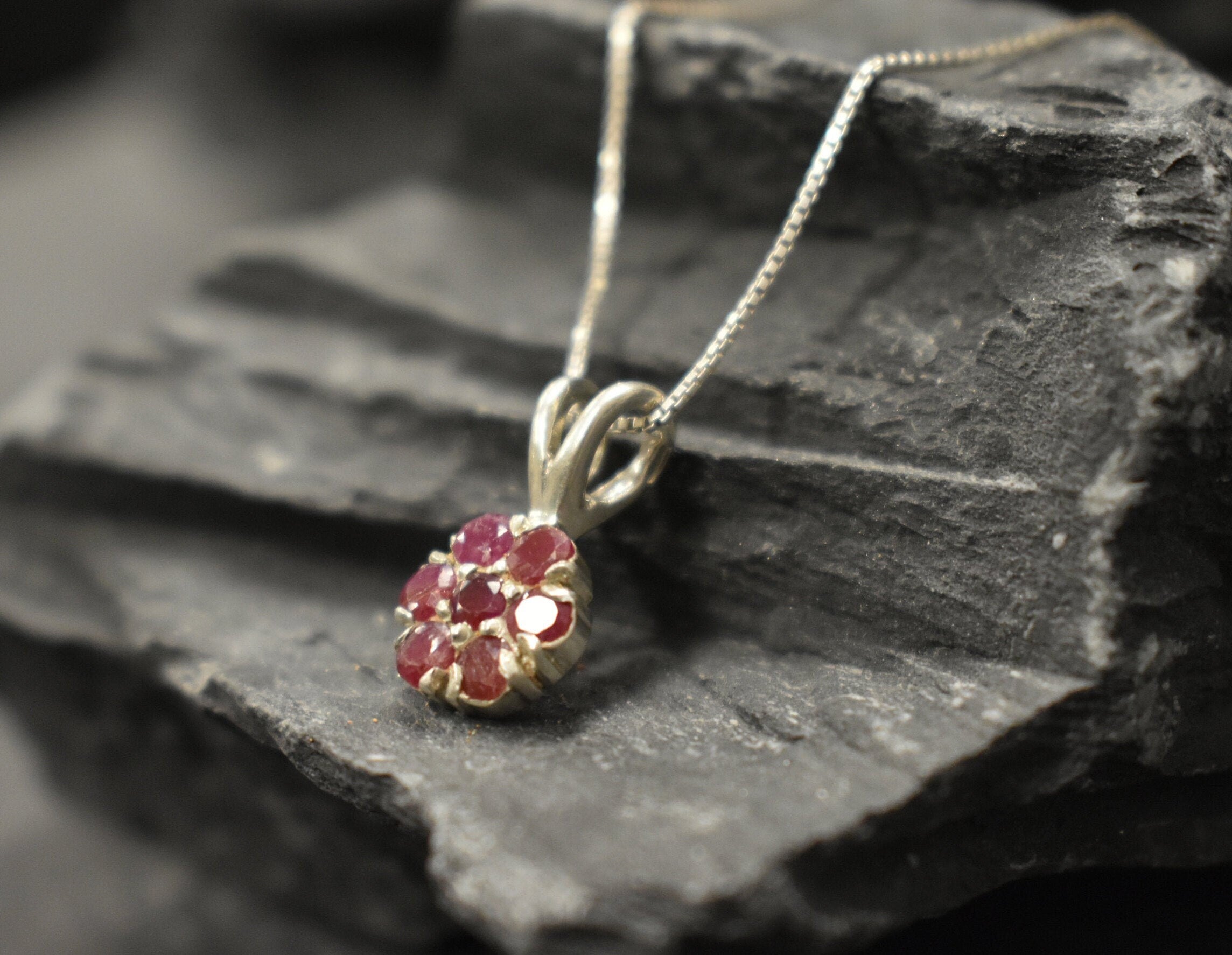 Red Flower Pendant, Natural Ruby, Dainty Pendant, Red Ruby Pendant, Flower Pendant, Small Necklace, Vintage Pendant, Sterling Silver Pendant