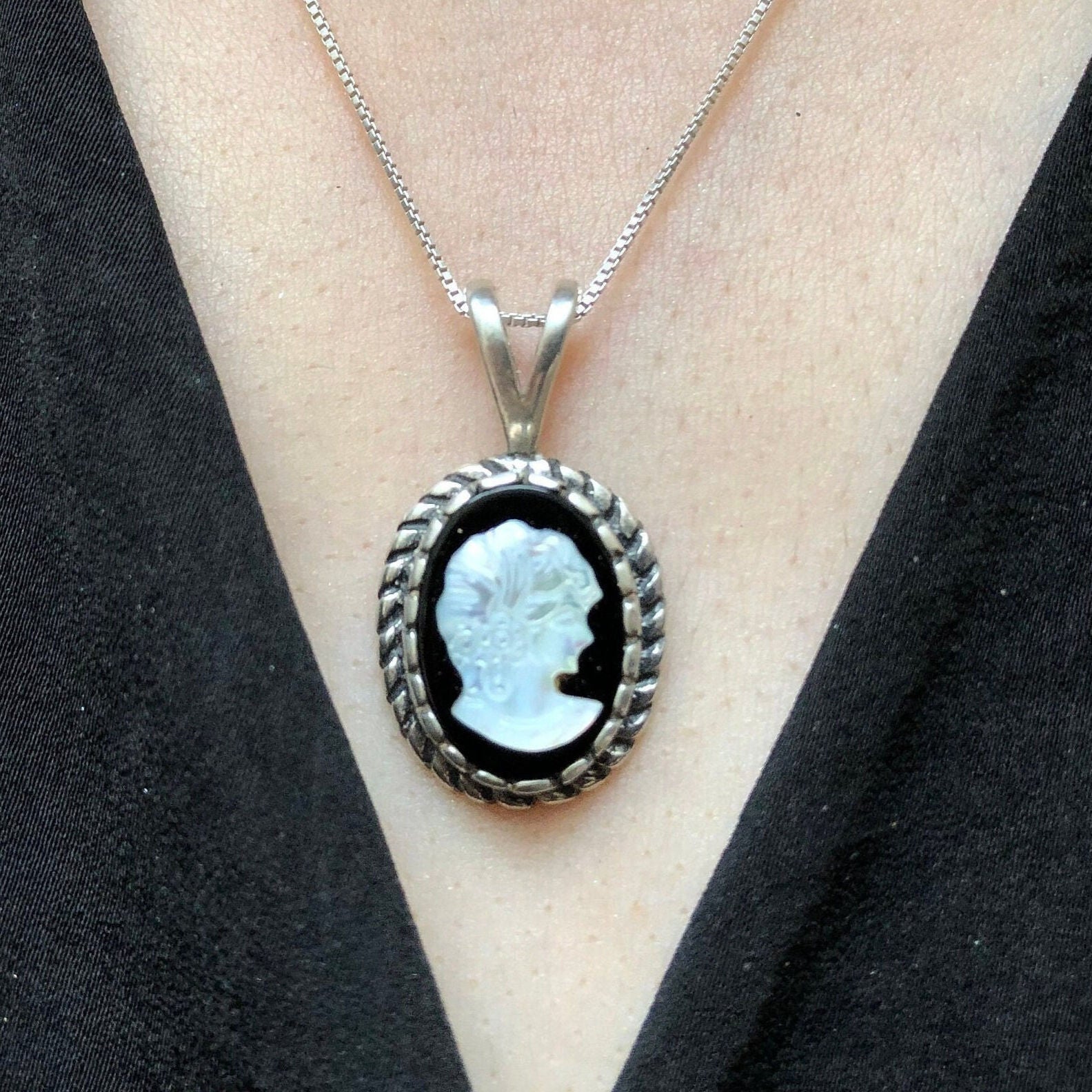 Cameo Pendant, Lady Pendant, Roman Pendant, Victorian Pendant, Roman Jewelry, Vintage Pendant, Carved Pendant, Lady Necklace, Silver Pendant