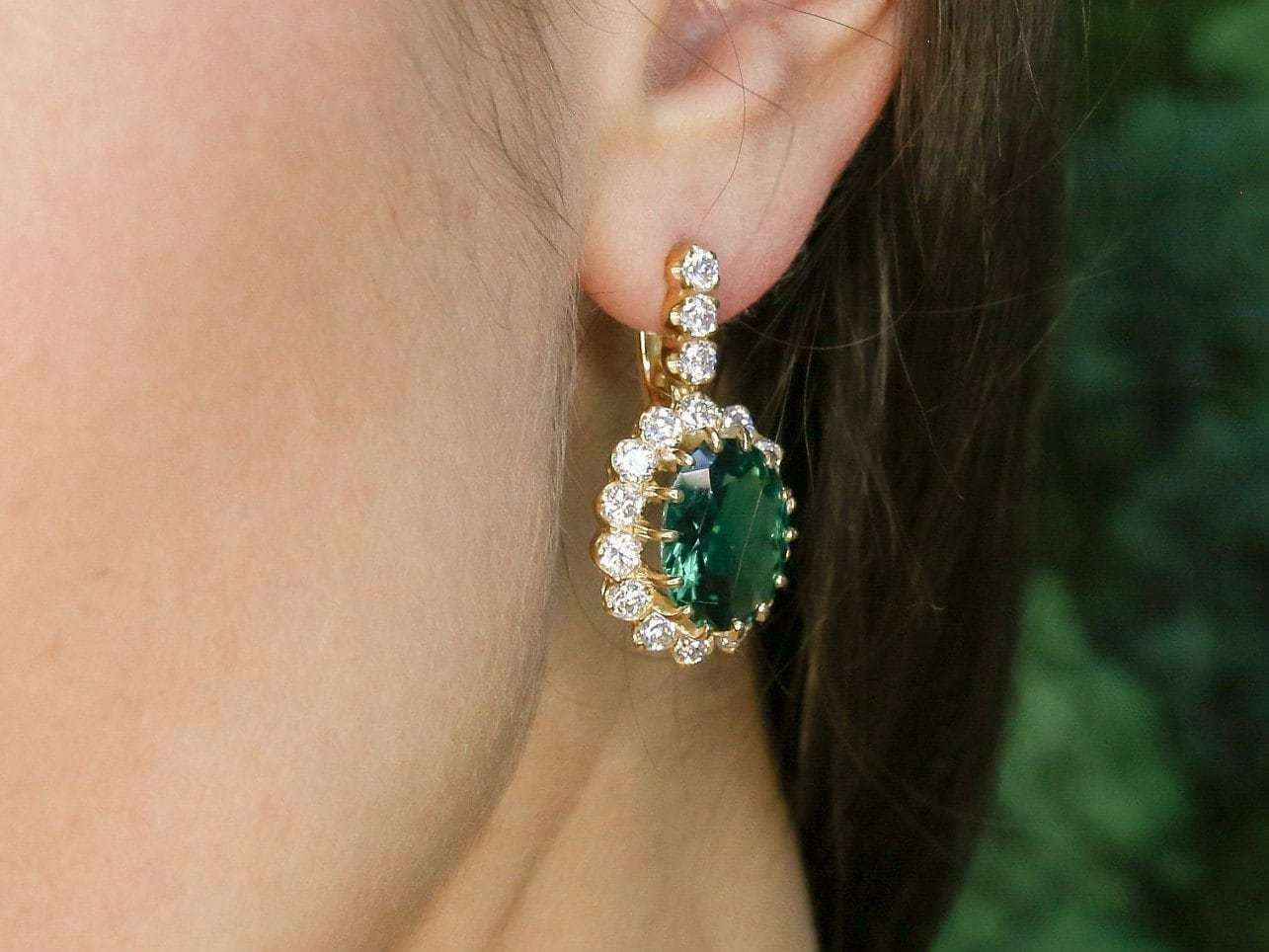 Elegant oval created green emerald earrings in 18k gold vermeil, perfect for birthdays and special occasions. 