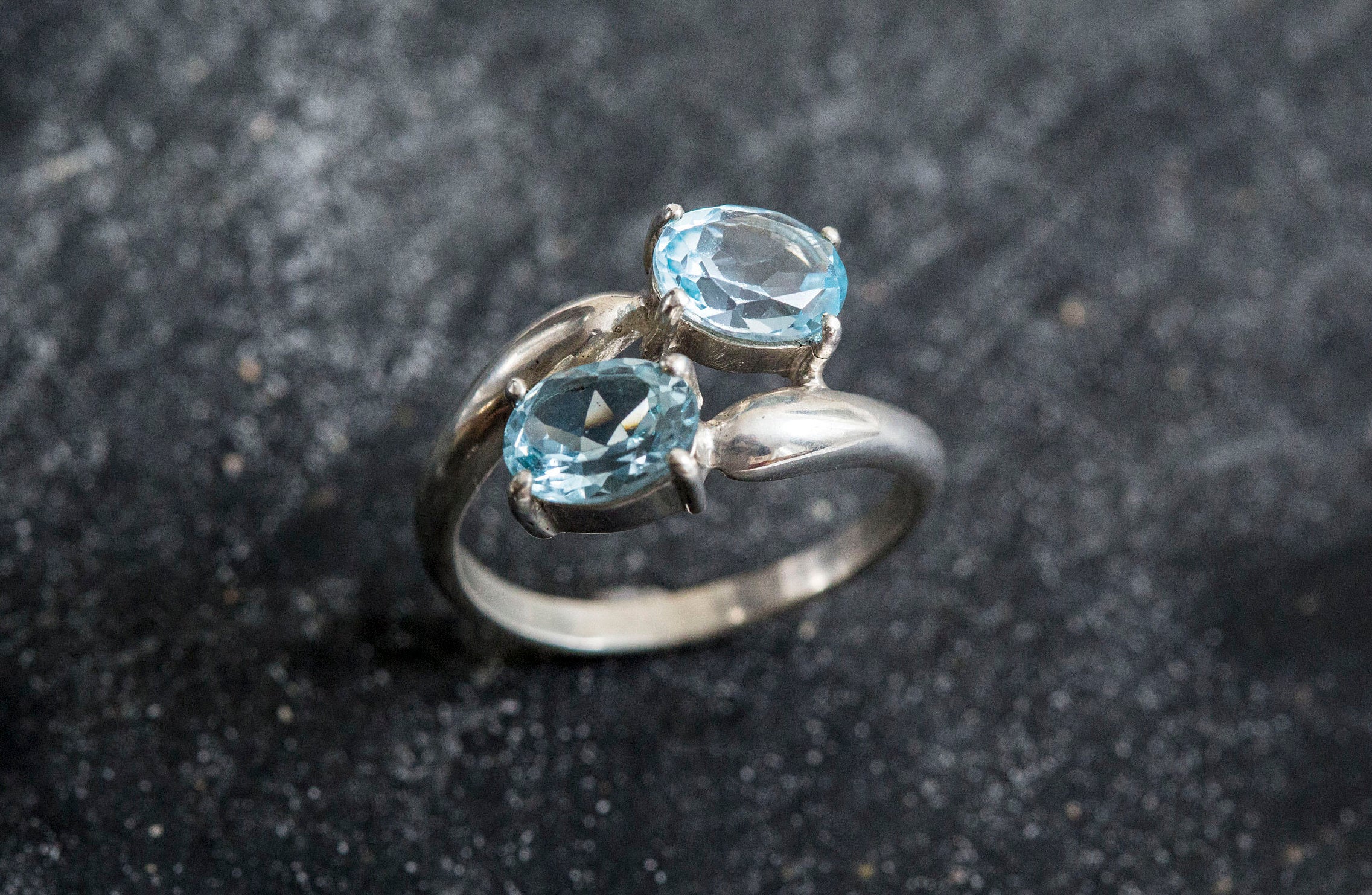 Natural Topaz Ring, Two Stone Ring, Vintage Rings, Natural Blue Topaz, 4 Carat Ring, Diamond Cut Ring, Blue Diamond Ring, Solid Silver Ring