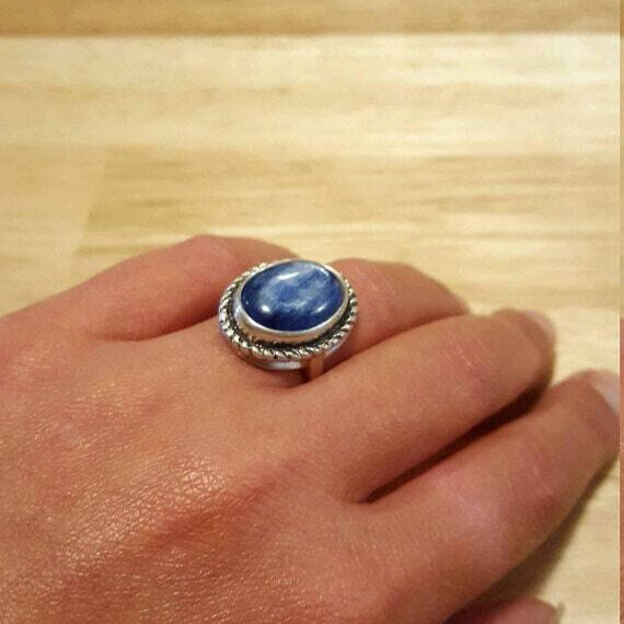 Statement Ring, Purple Charoite Ring, Charoite Ring, Natural Charoite, Vintage Rings, Scorpio Birthstone, Solid Silver Ring, Charoite