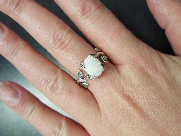 Green Tourmaline Ring, Natural Tourmaline, Green Leaf Ring, October Birthstone, Branch Ring, Vintage Ring, Bohemian Ring, Solid Silver Ring