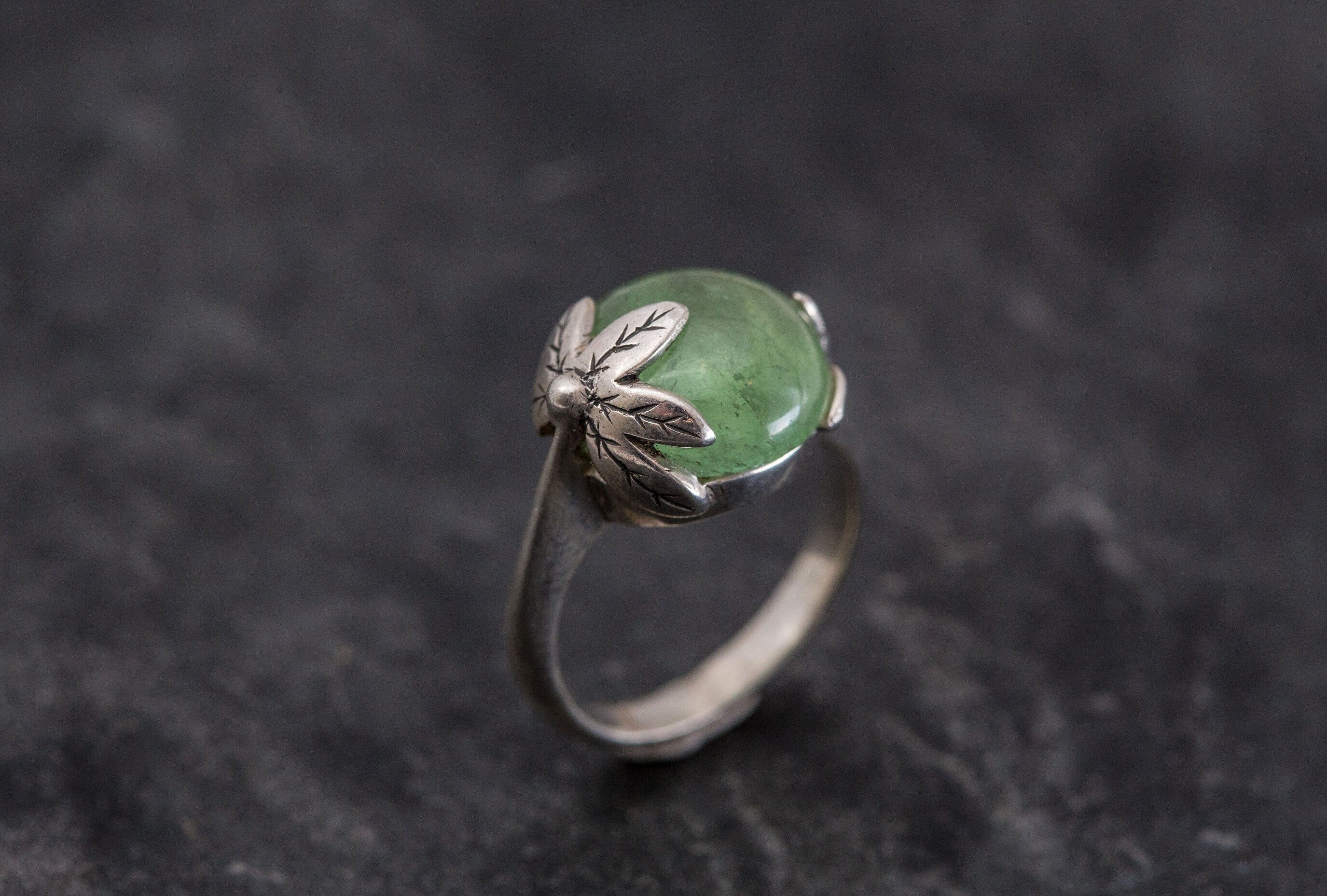 Tourmaline Leaf Ring, Tourmaline Ring, Green Tourmaline, Vintage Rings, Natural Tourmaline, October Birthstone, Solid Silver, Tourmaline