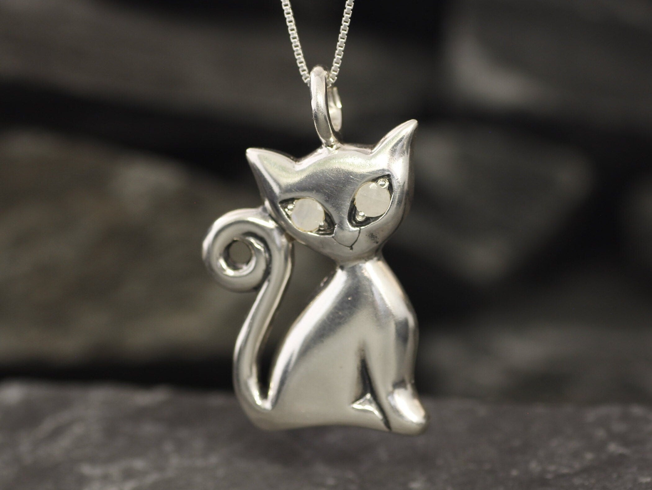 Cat Pendant, Natural Moonstone, Moonstone Pendant, Silver Cat Pendant, Kitty Pendant, June Birthstone, Rainbow Moonstone, 925 Solid Silver