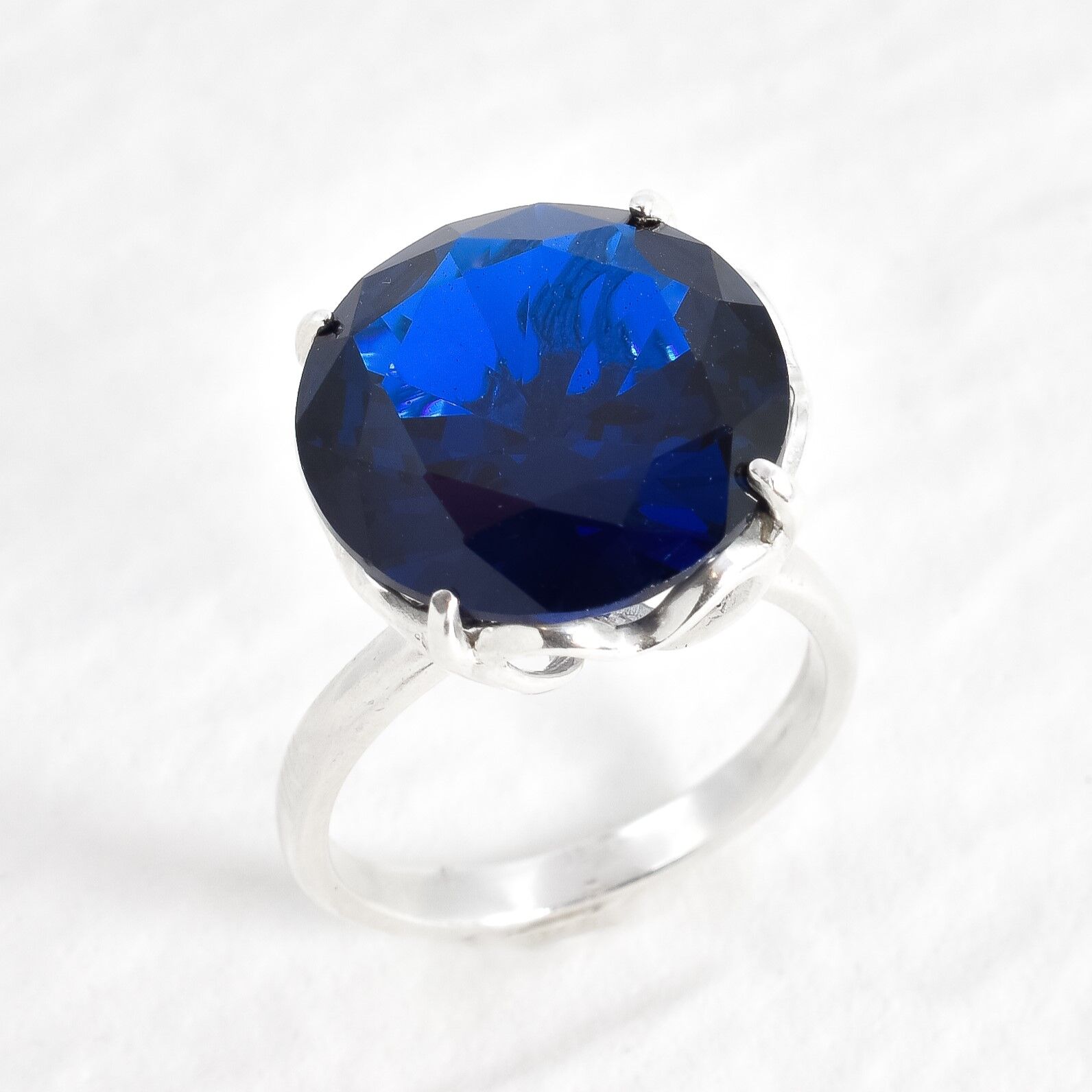 Blue Sapphire Ring, Created Sapphire, 15 Carats Sapphire, Large Sapphire Ring, Vintage Sapphire Ring, Sapphire Ring, Solid Silver Ring