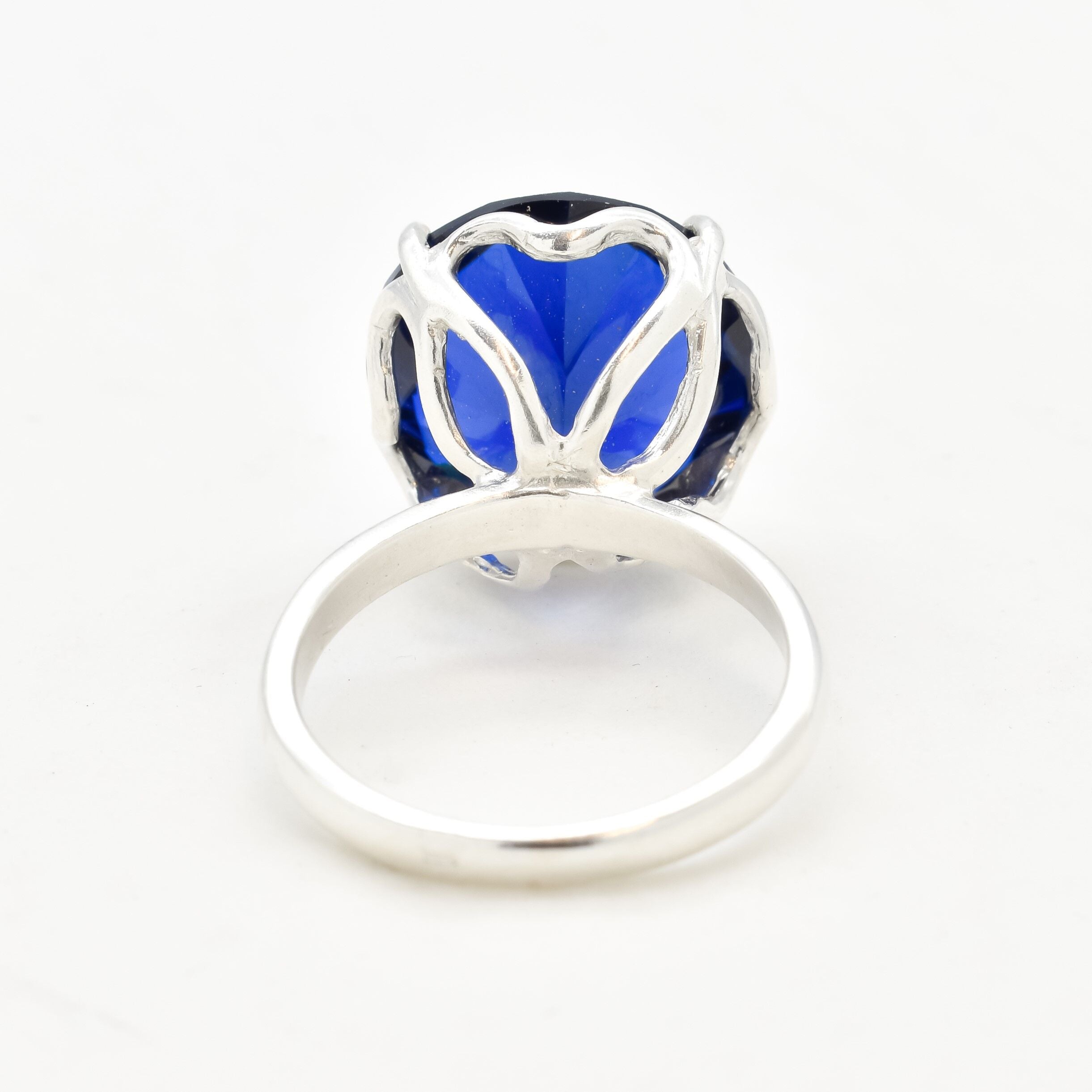 Blue Sapphire Ring, Created Sapphire, 15 Carats Sapphire, Large Sapphire Ring, Vintage Sapphire Ring, Sapphire Ring, Solid Silver Ring