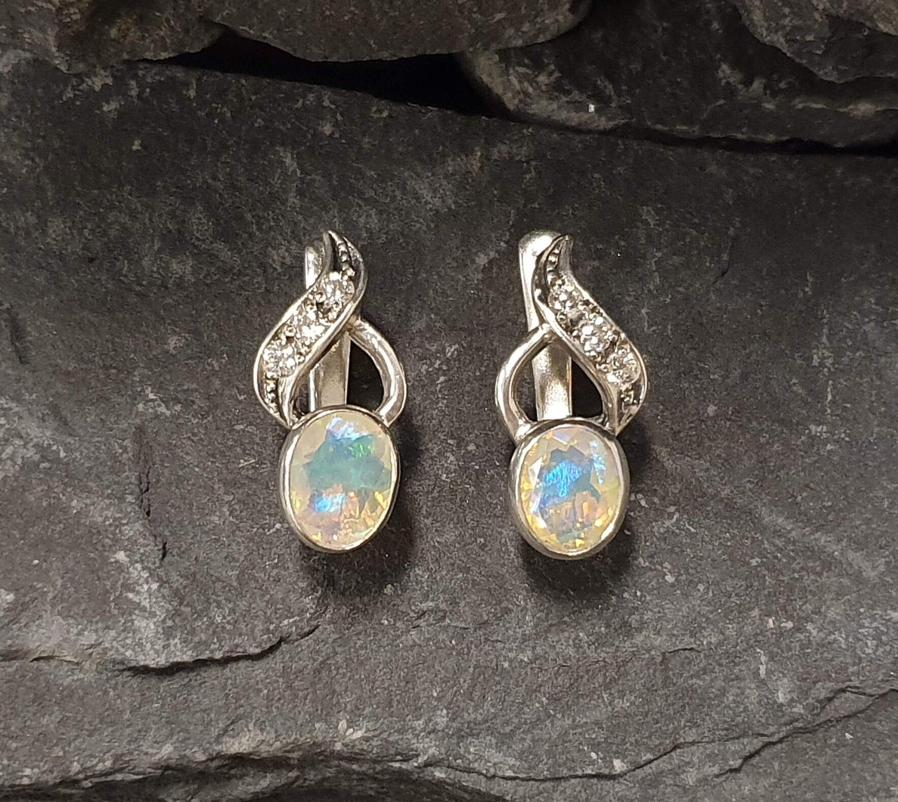 Fire Opal Earrings, Natural Opal, Dainty Earrings, Antique Earrings, October Birthstone, Vintage Earrings, Opal Earrings, Silver Earrings