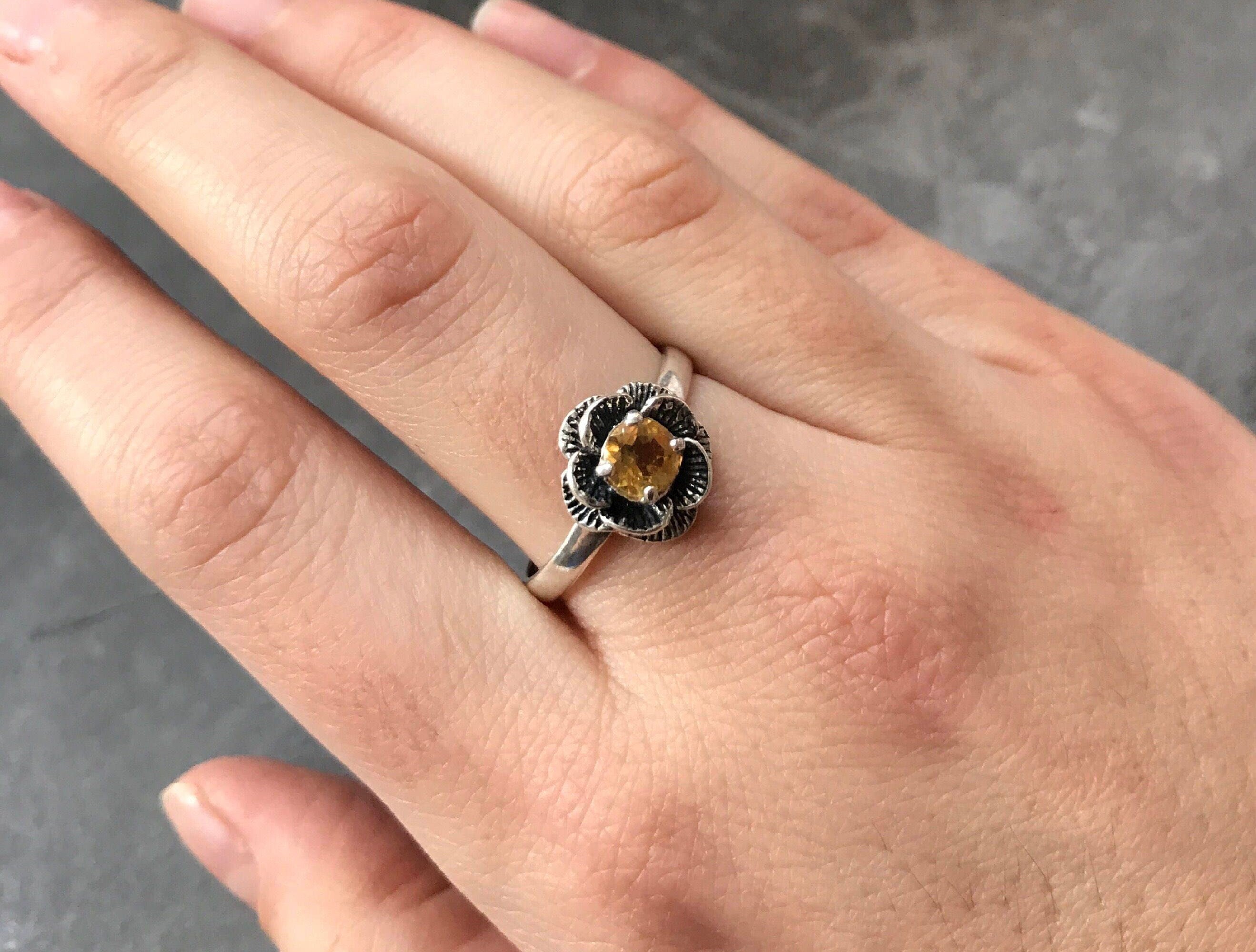 Flower Ring, Citrine Ring, Natural Citrine Ring, Yellow Flower Ring, November Birthstone, Yellow Diamond, Silver Flower Ring, Vintage Rings