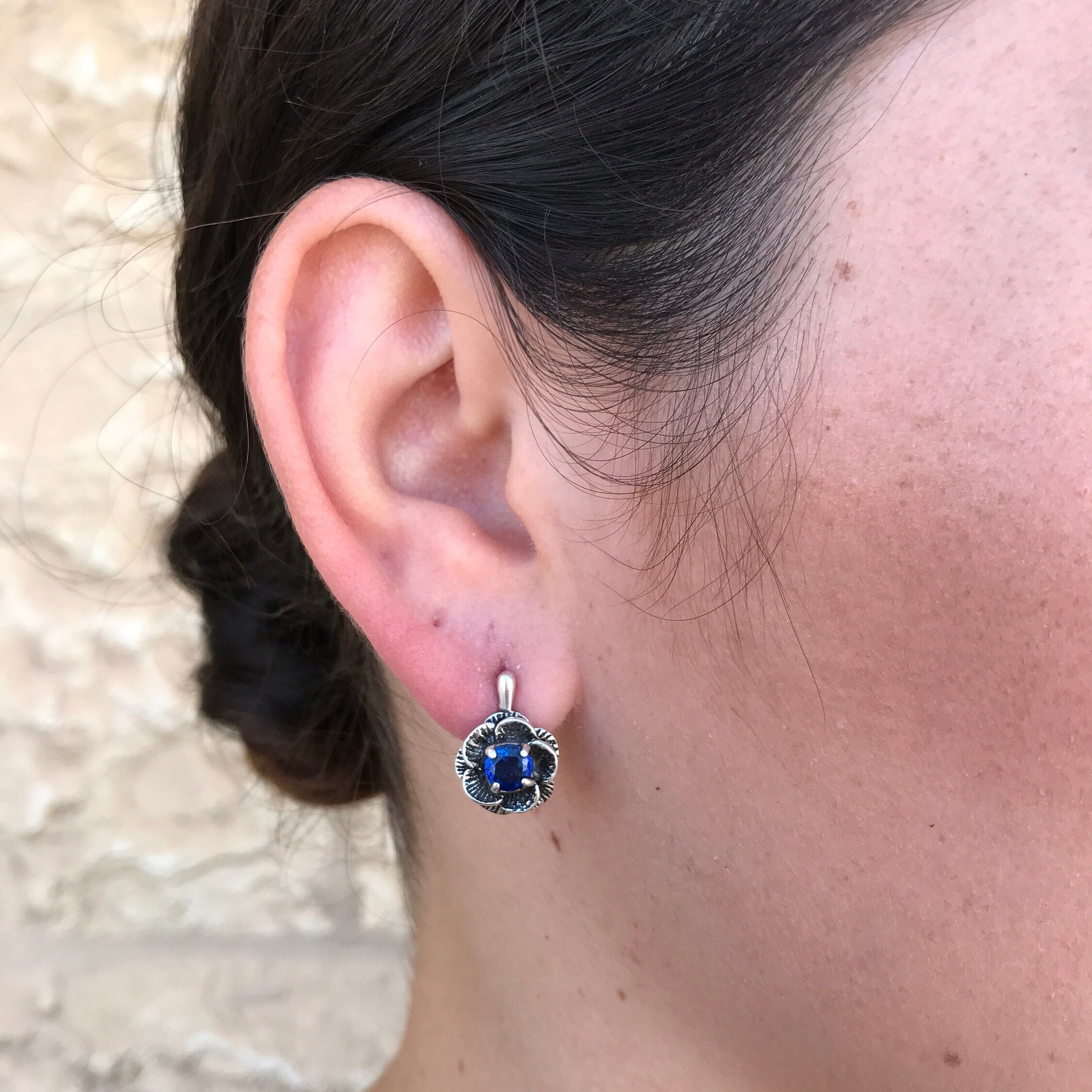Elegant 925 Sterling Silver earrings featuring round Natural Green Emeralds, perfect for May birthdays and special occasions.