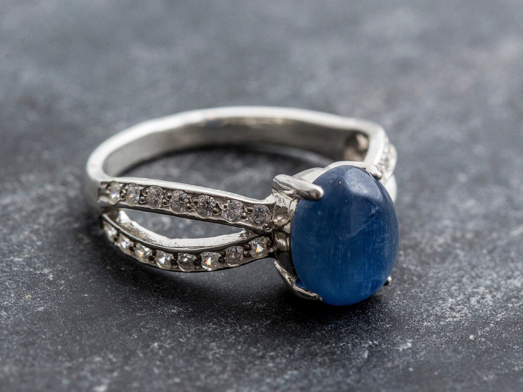 Blue Kyanite Ring, Kyanite Ring, Natural Blue Kyanite, African Kyanite, Promise Ring, Vintage Rings, Solid Silver Ring, Blue Ring, Kyanite