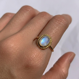 Vintage Moonstone Gold Ring - Natural Moonstone Ring - June Birthstone Ring