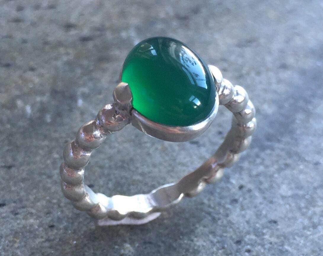 Created Emerald Ring made in 925 Sterling Silver with Oval Created Green Emerald in Prong setting, May Birthstone gift idea, symbolizes, ideal for everyday wear and perfect for birthday gifting and special occasions.