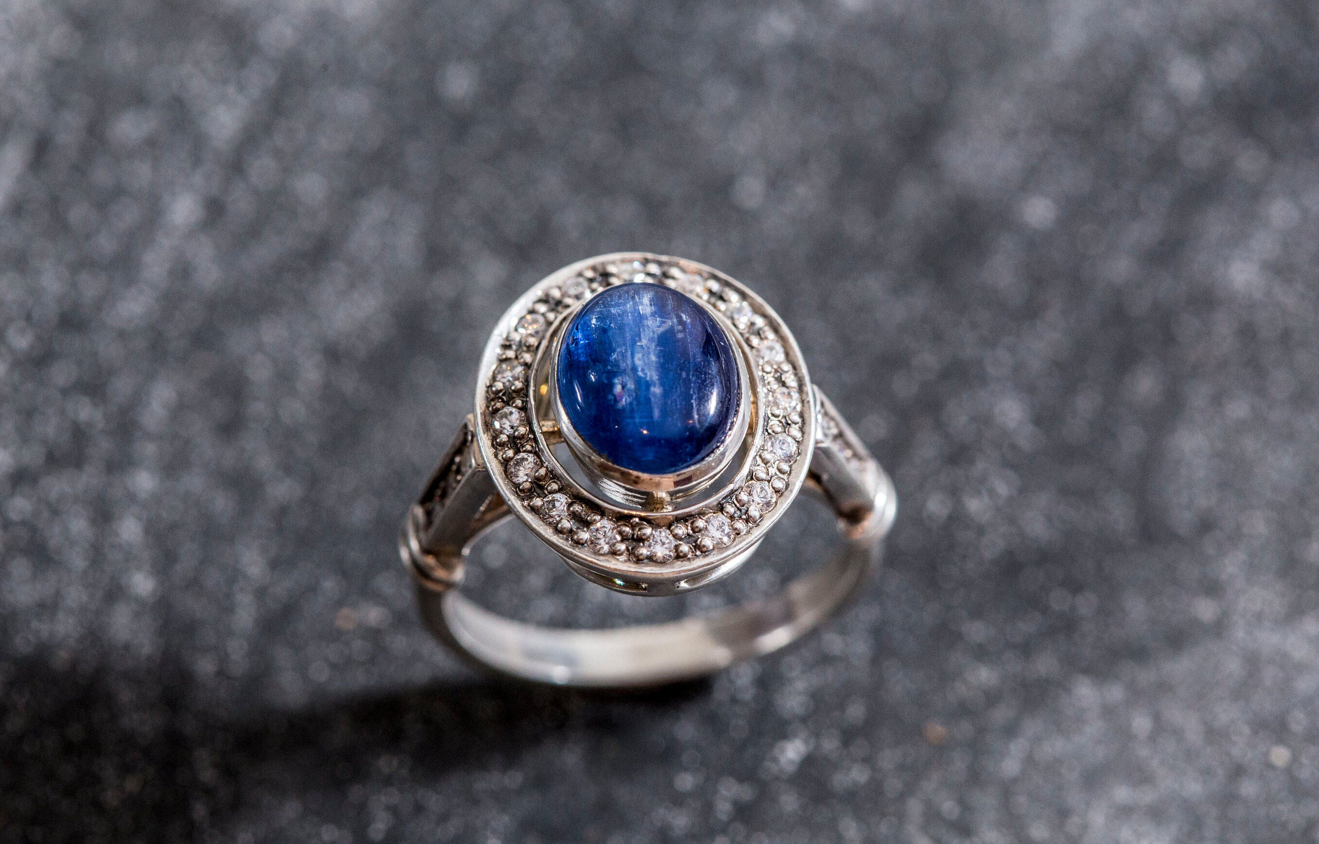 Real Kyanite Ring, Blue Kyanite Ring, Natural Kyanite, Vintage Rings, Blue Ring, African Kyanite, Natural Stone, Solid Silver Ring, Kyanite