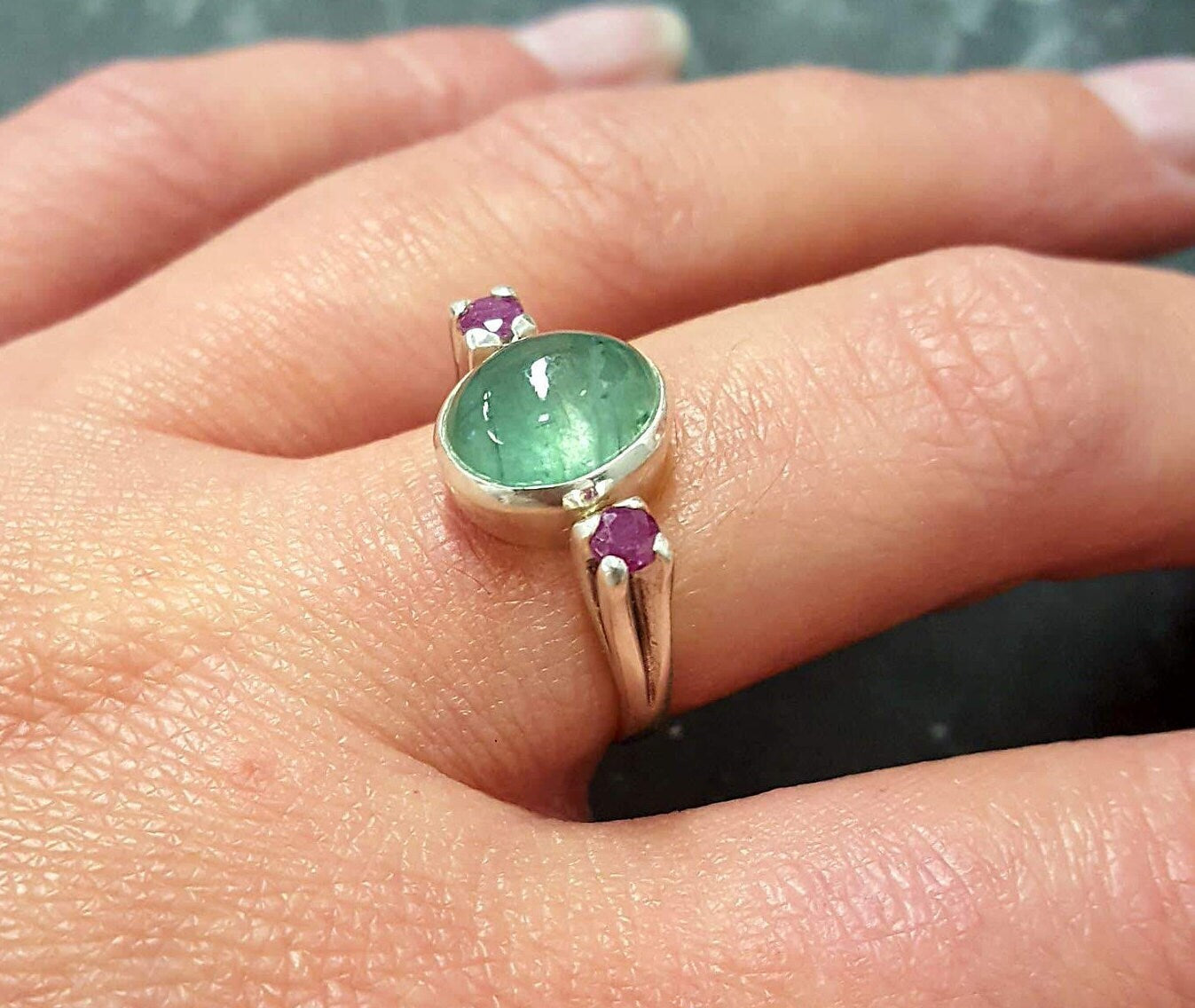 Elegant 925 Sterling Silver ring featuring an oval natural emerald, perfect for birthdays and meaningful gifts.