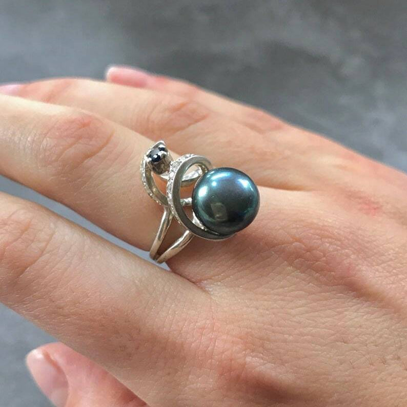 Black Pearl Ring, Natural Pearl, Spiral Ring, June Birthstone, Vintage Ring, Swirl Ring, Long Twirl Ring, Statement Ring, Solid Silver Ring