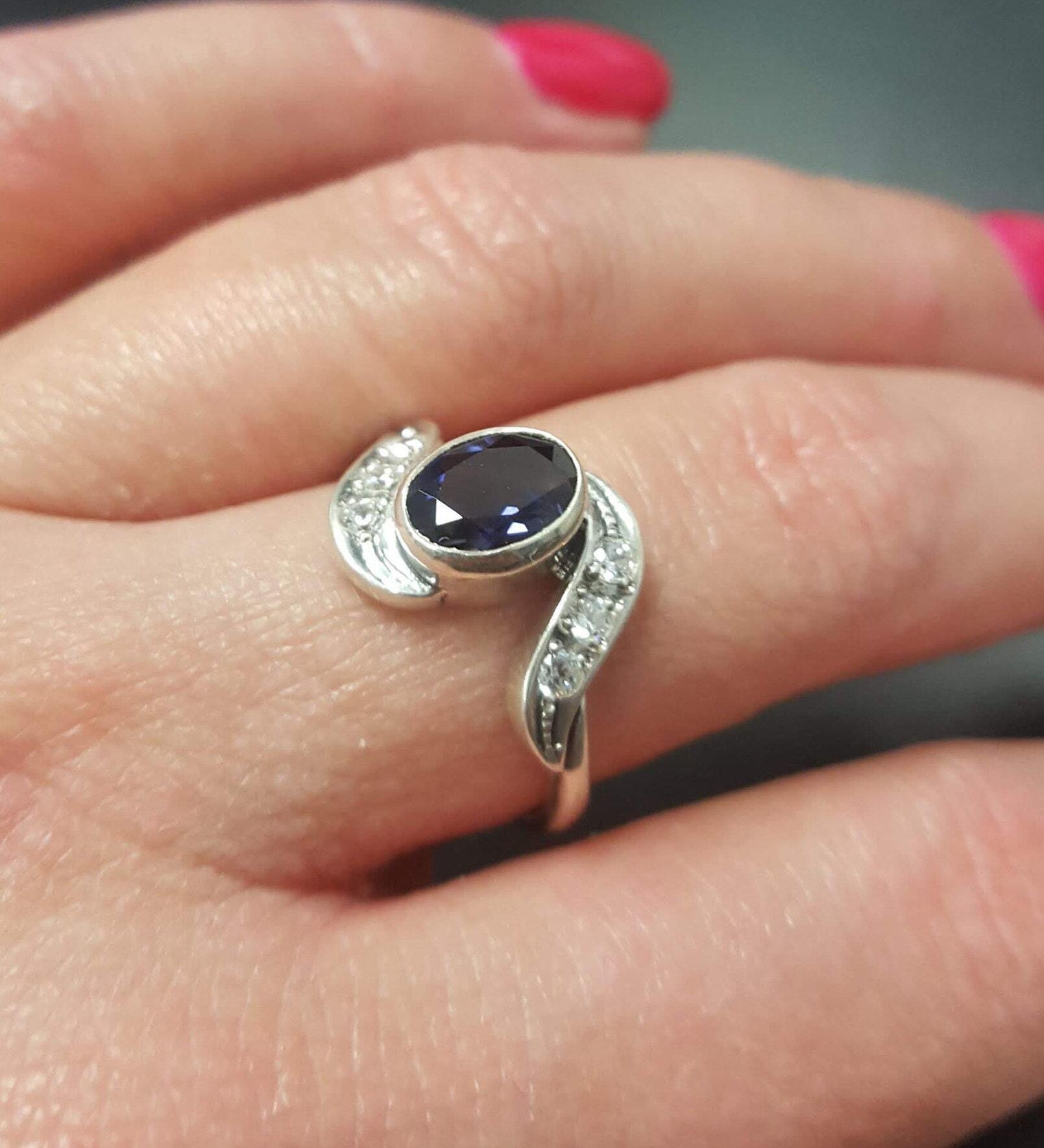 Purple Iolite Ring, Iolite Ring, Natural Iolite Ring, Purple Vintage Ring, Solitaire Ring, Vintage Rings, Promise Ring, Silver Ring, Iolite