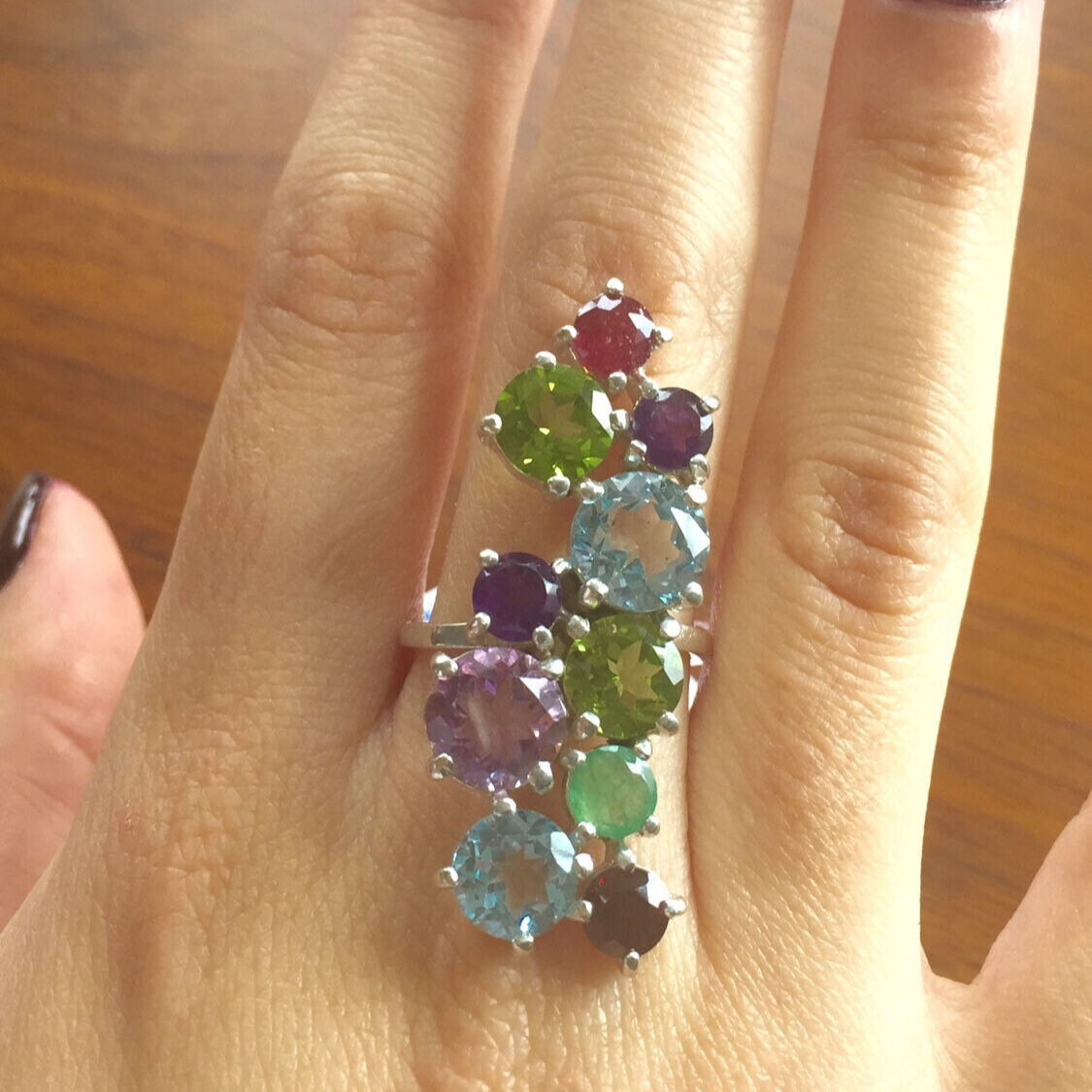 Elegant 925 Sterling Silver Peridot Ring featuring a stunning round green gemstone in a cluster design, perfect for gifts.