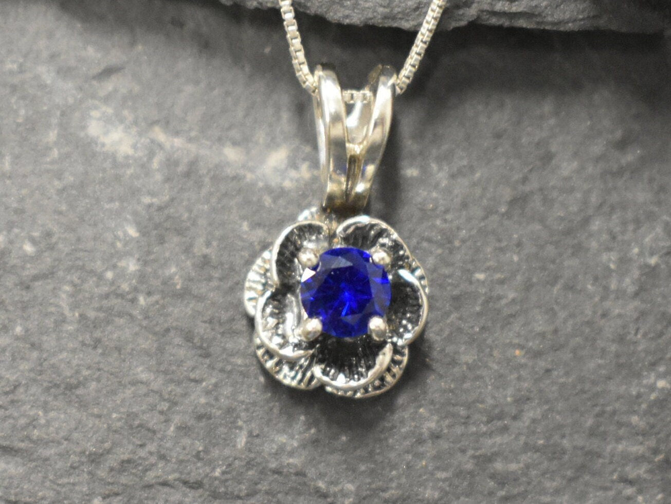 Elegant Sapphire Pendant in 925 Sterling Silver, featuring Round Created Blue Sapphire, perfect for birthdays and special occasions.