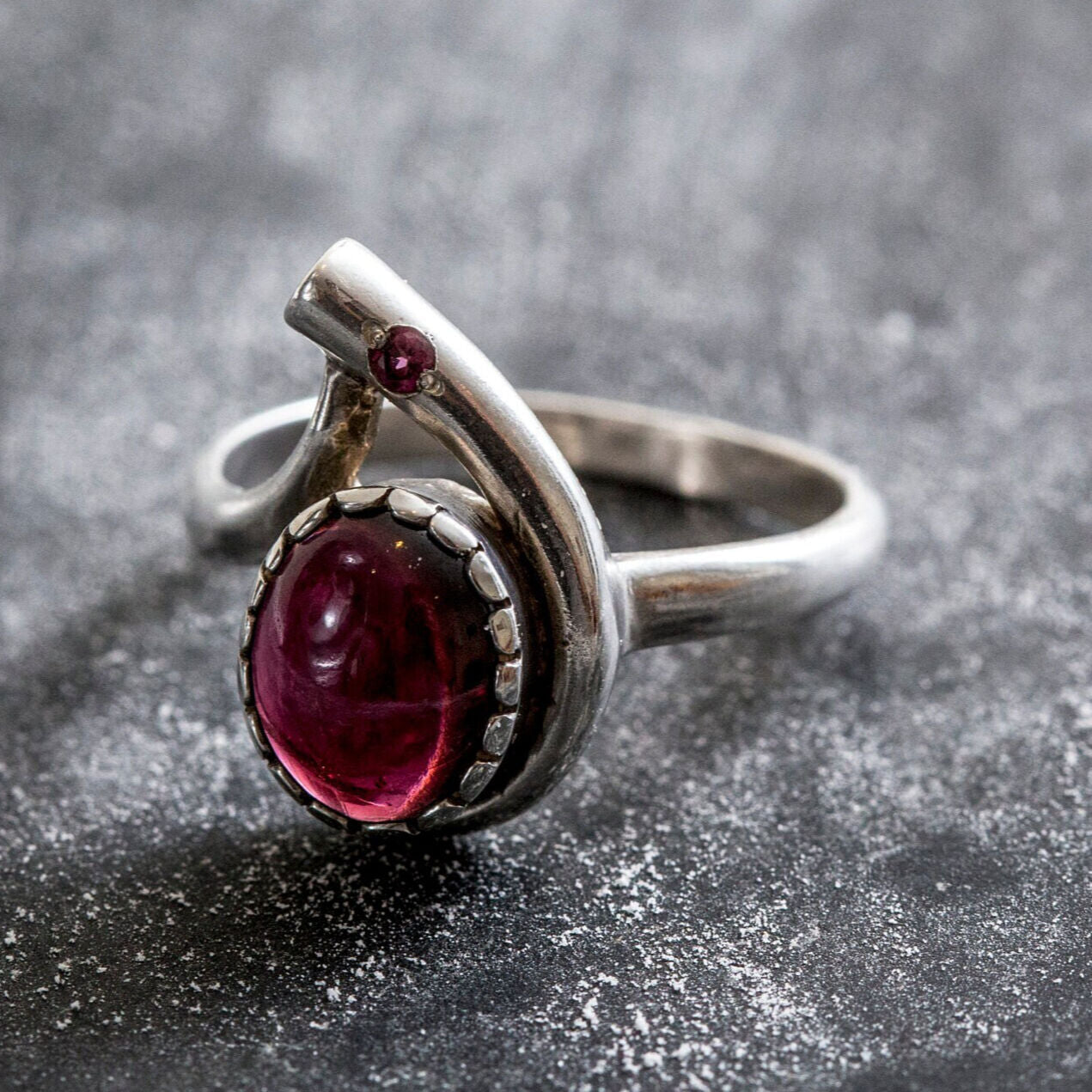 Large Garnet Ring, Natural Garnet Ring, January Birthstone, Red Garnet Ring, Vintage Rings, Vintage Red Ring, Vintage Silver Ring, Garnet