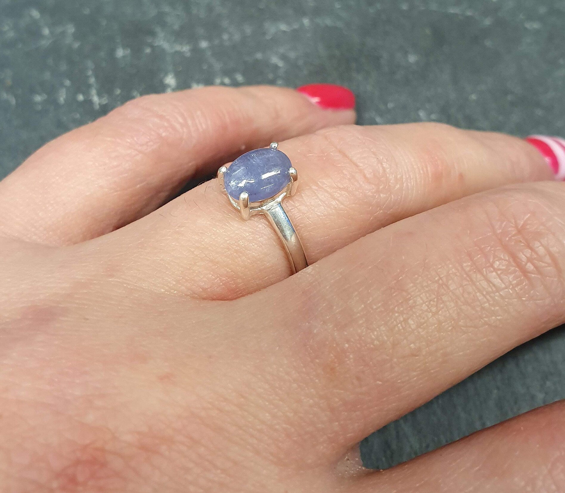 Tanzanite Ring, Natural Tanzanite, December Birthstone, Purple Solitaire Ring, Purple Ring, Dainty Ring, Vintage Ring, Tanzanite, 925 Silver