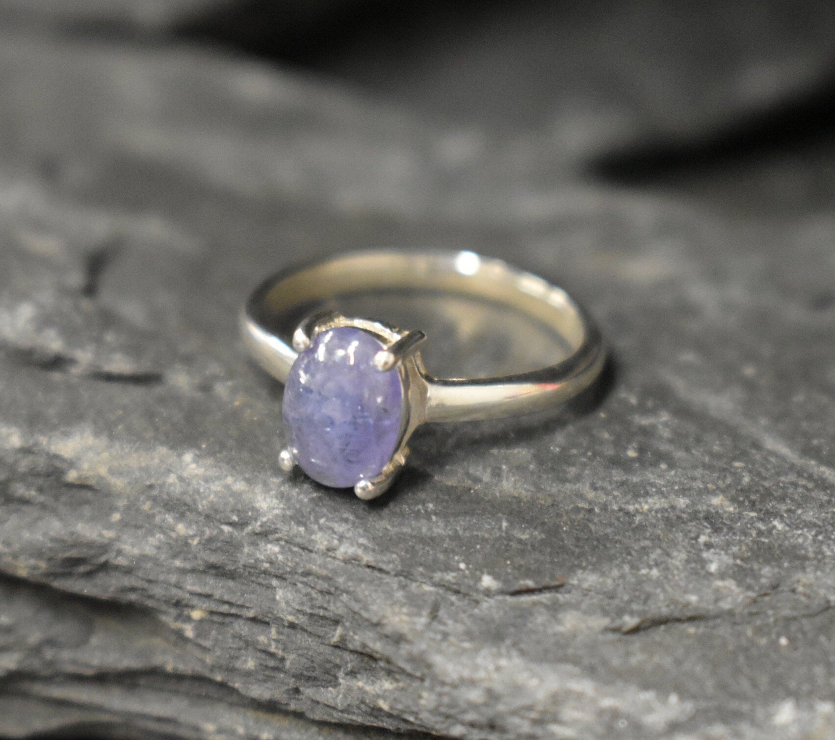 Tanzanite Ring, Natural Tanzanite, December Birthstone, Purple Solitaire Ring, Purple Ring, Dainty Ring, Vintage Ring, Tanzanite, 925 Silver