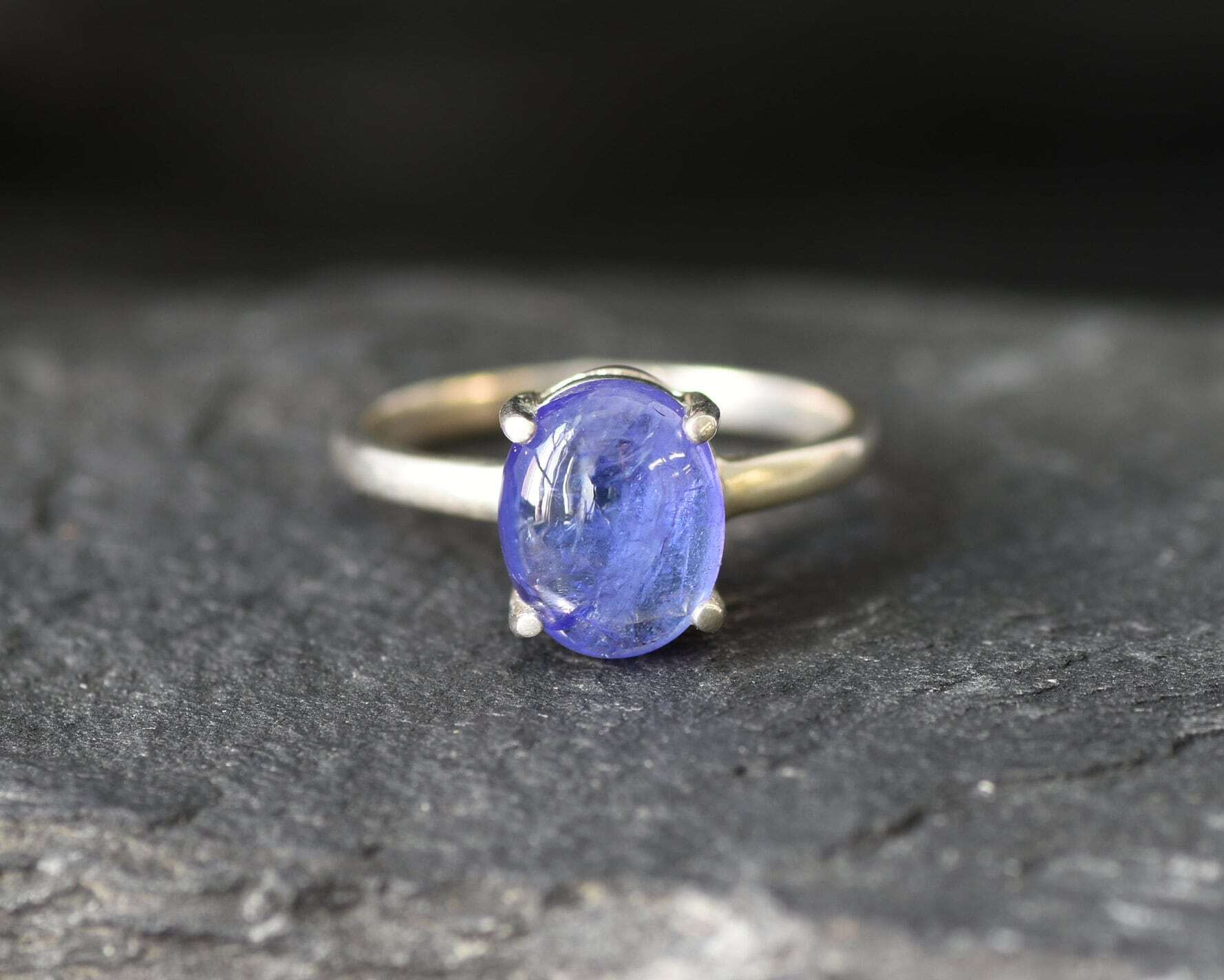 Tanzanite Ring, Natural Tanzanite, December Birthstone, Purple Solitaire Ring, Purple Ring, Dainty Ring, Vintage Ring, Tanzanite, 925 Silver