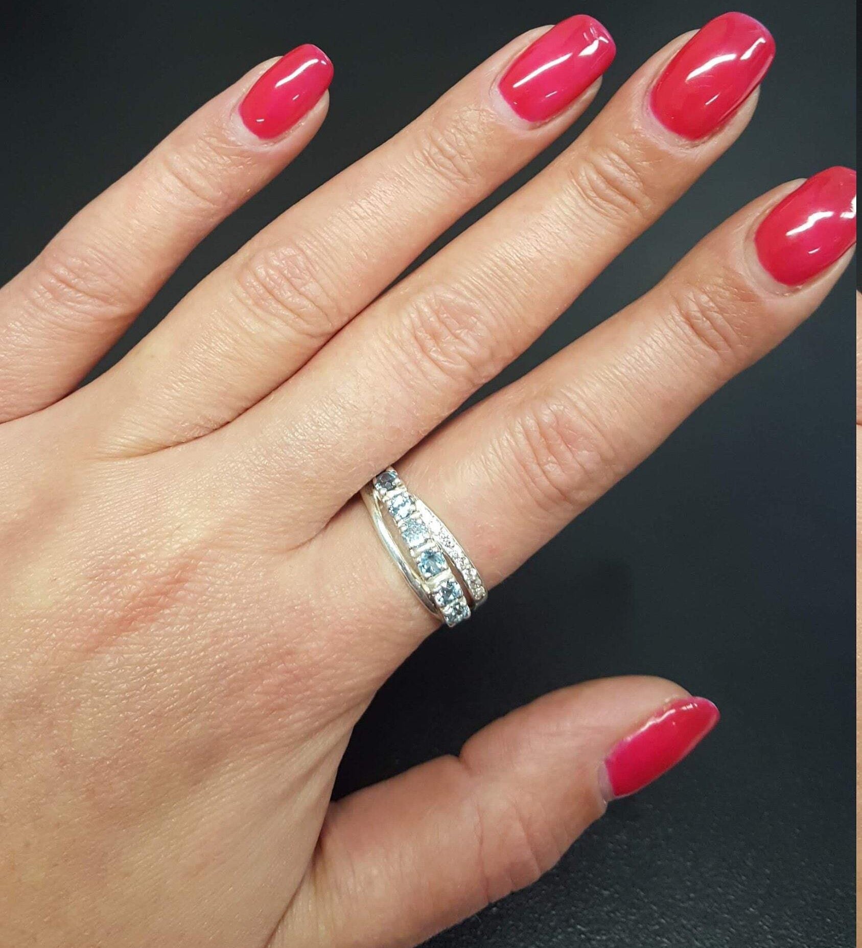 Blue Topaz Ring, Natural Blue Topaz, December Birthstone, Triple Silver Band, Blue Vintage Ring, Topaz Ring, Blue Diamond Ring, Silver Ring