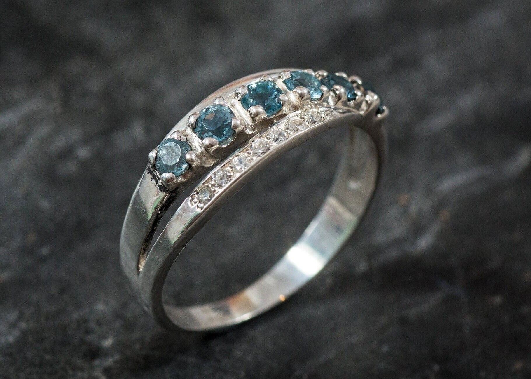 Blue Topaz Ring, Natural Blue Topaz, December Birthstone, Triple Silver Band, Blue Vintage Ring, Topaz Ring, Blue Diamond Ring, Silver Ring