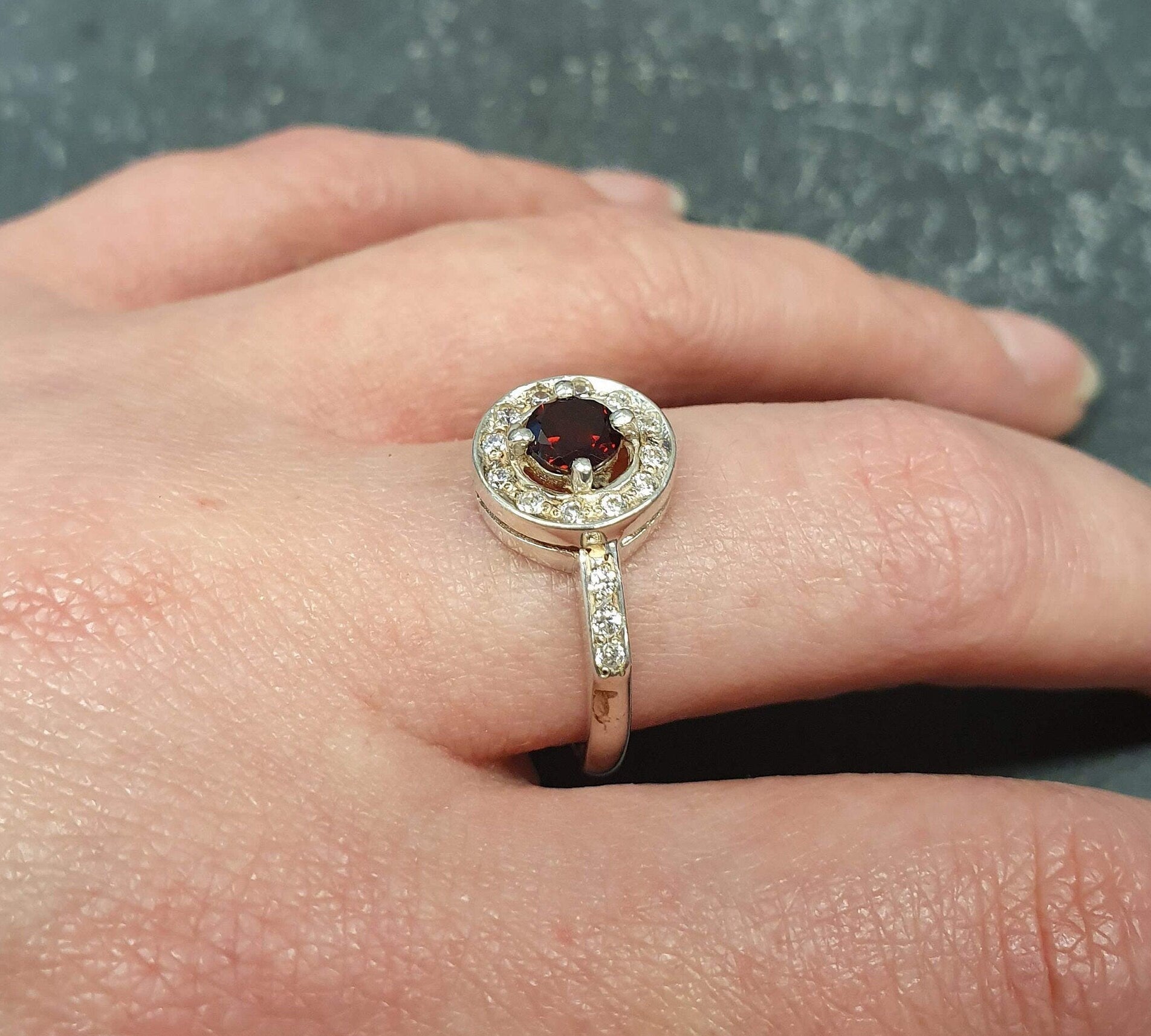 Red Garnet Ring, Garnet Ring, Natural Garnet, January Birthstone, Silver Cluster Ring, Red Diamond Ring, Red Vintage Ring, Sterling  Silver