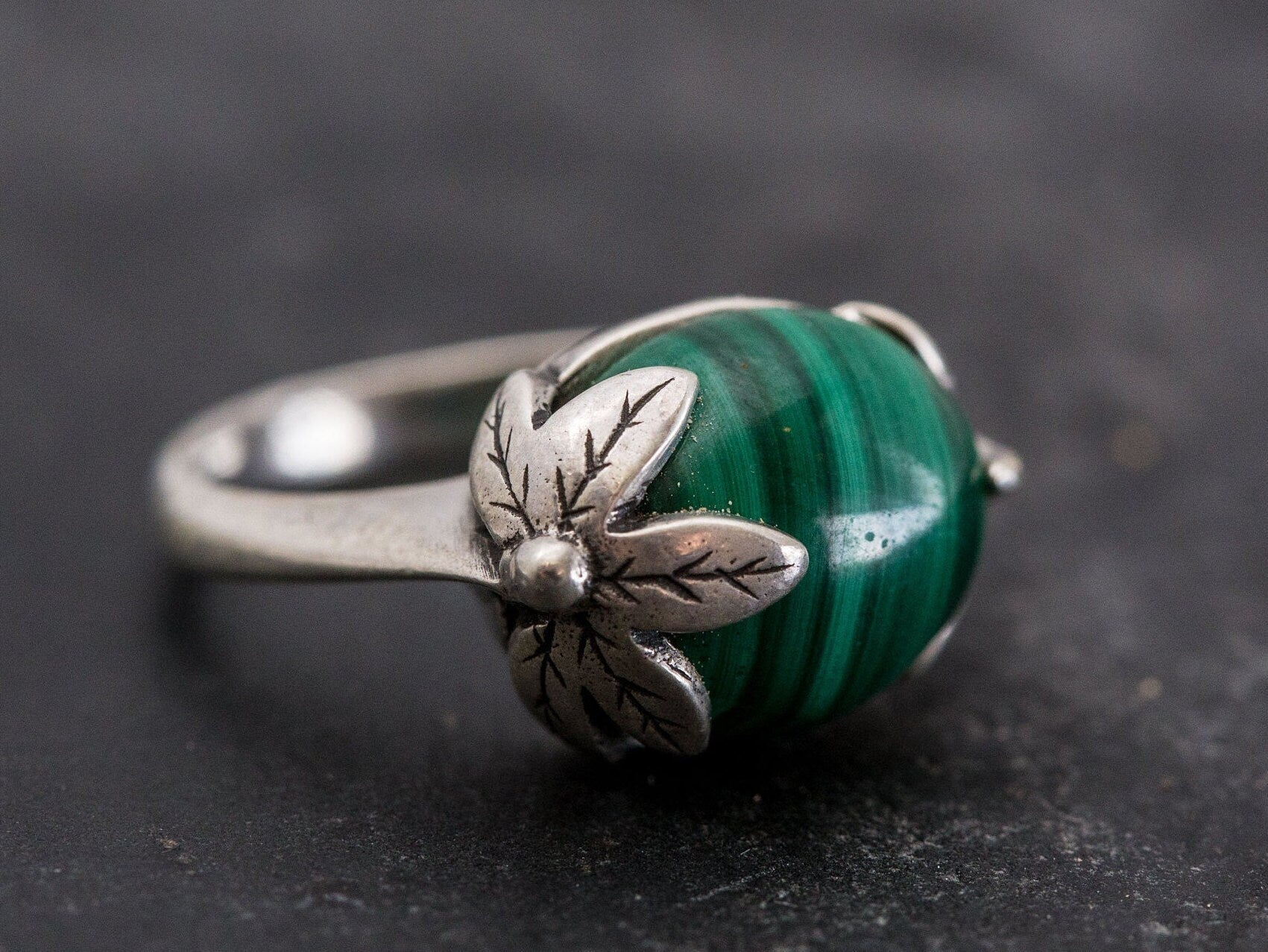 Green Leaf Ring, Malachite Ring, Vintage Rings, Natural Malachite, Unique Design, Green Ring, Solid Silver Ring, Real Malachite, Malachite