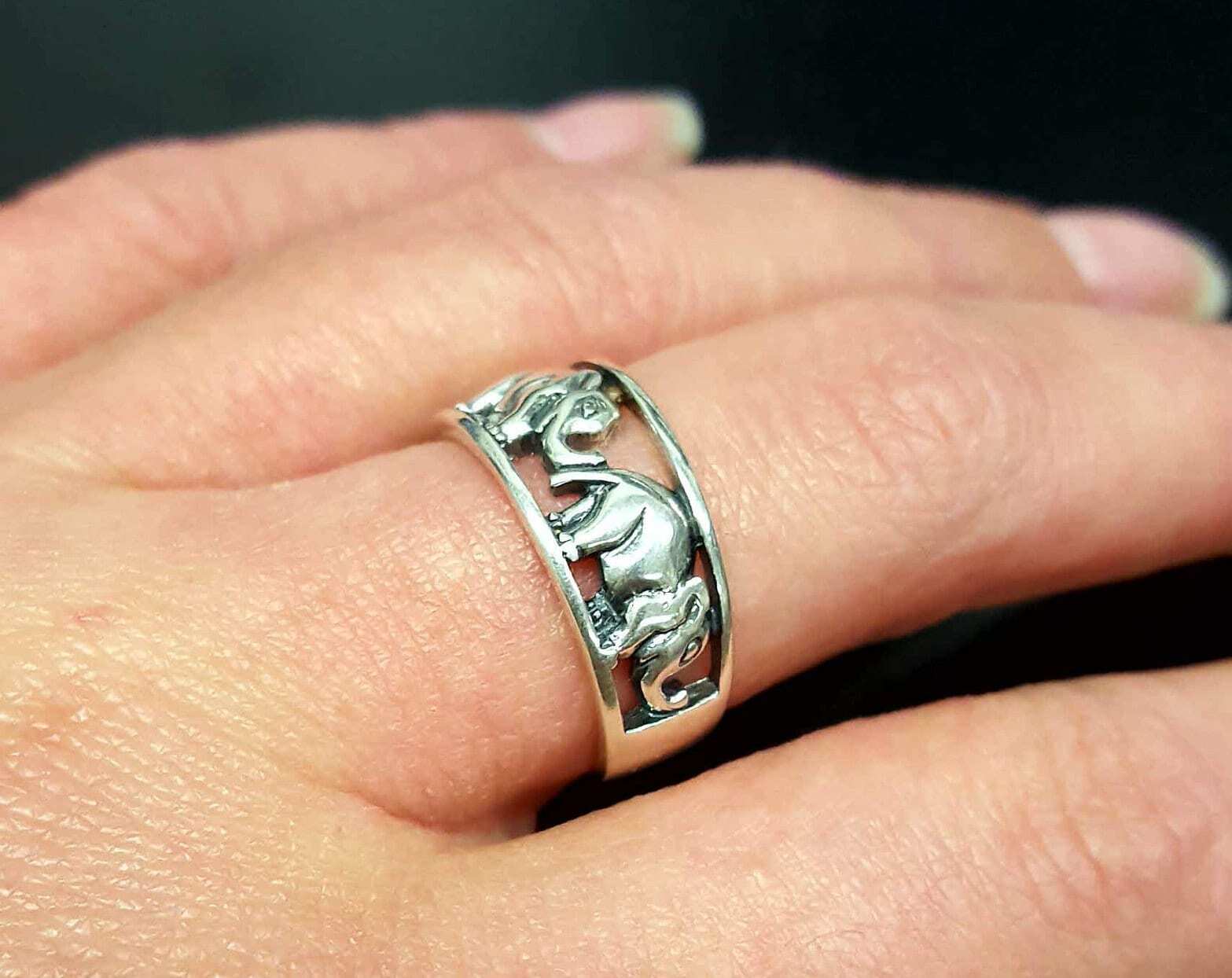 Elephant Ring, Silver Elephant Ring, Solid Silver Ring, Elephant Band, Vintage Band, Artistic Ring, Animal Ring, Silver Band, Wide Band Ring