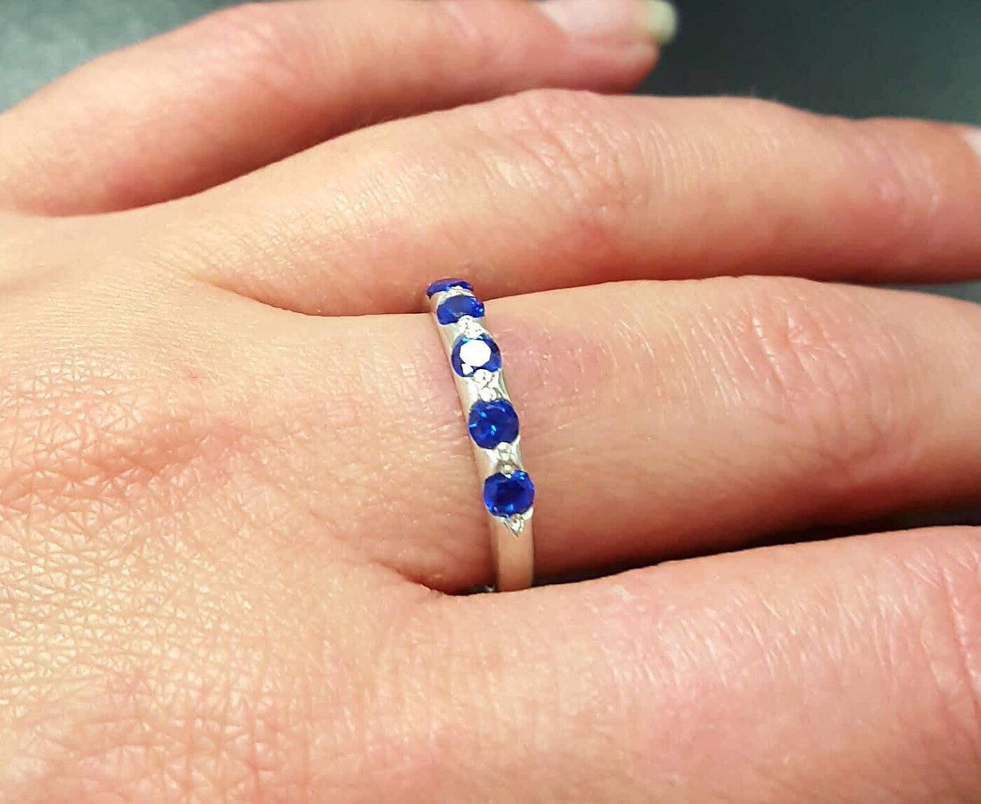 Sapphire Ring in 925 Sterling Silver with Round Blue Sapphire, ideal for birthdays and special occasions, symbolizes sincerity and faithfulness.