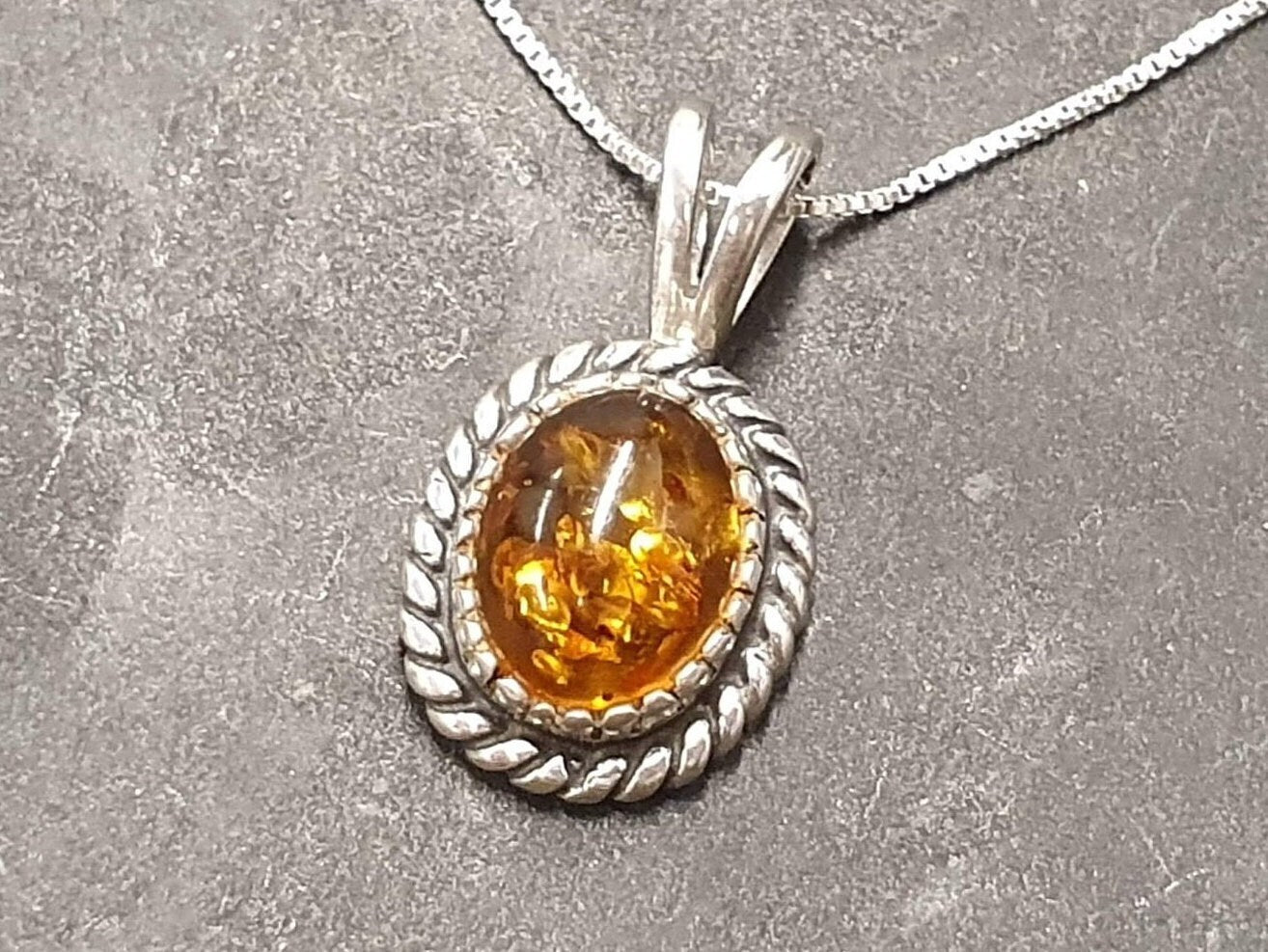 Amber Pendant, Natural Amber, Dainty Pendant, Vintage Pendant, Honey Stone Pendant, Small Amber Pendant, Gold Stone, Solid Silver Pendant