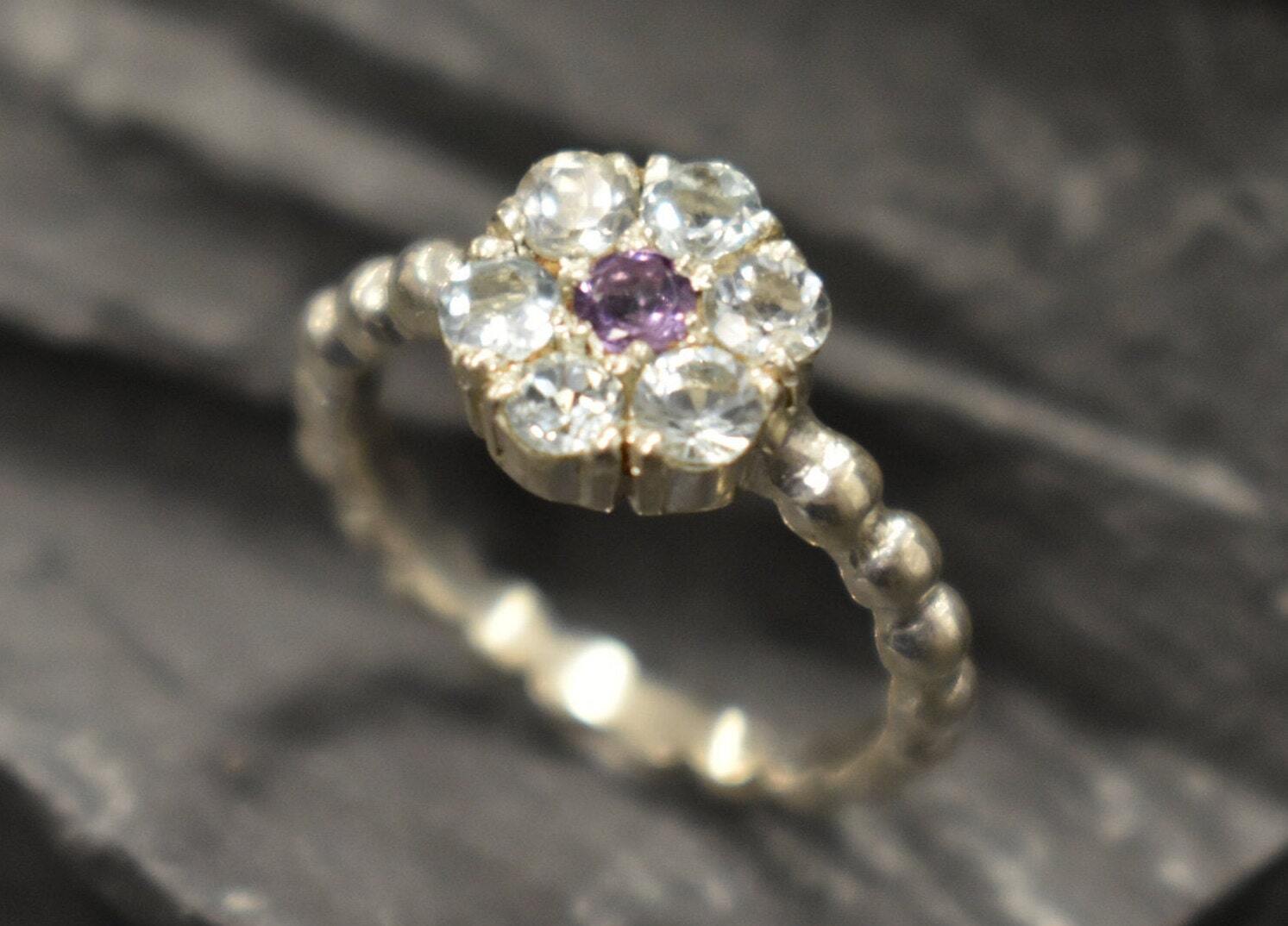 Blue Topaz Ring, Natural Blue Topaz, December Birthstone, Flower Ring, Vintage Flower Ring, Topaz Ring, Multistone Ring, Solid Silver Ring