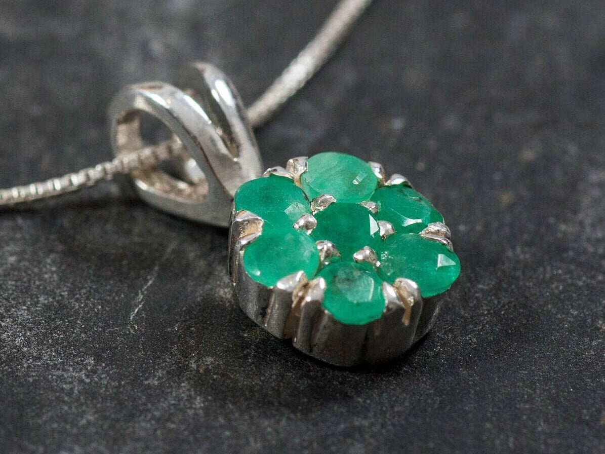 Emerald Pendant, Natural Pendant, Flower Pendant, May Birthstone, Genuine Emerald, Real Emerald Pendant, Pendant and Chain, Silver Pendant