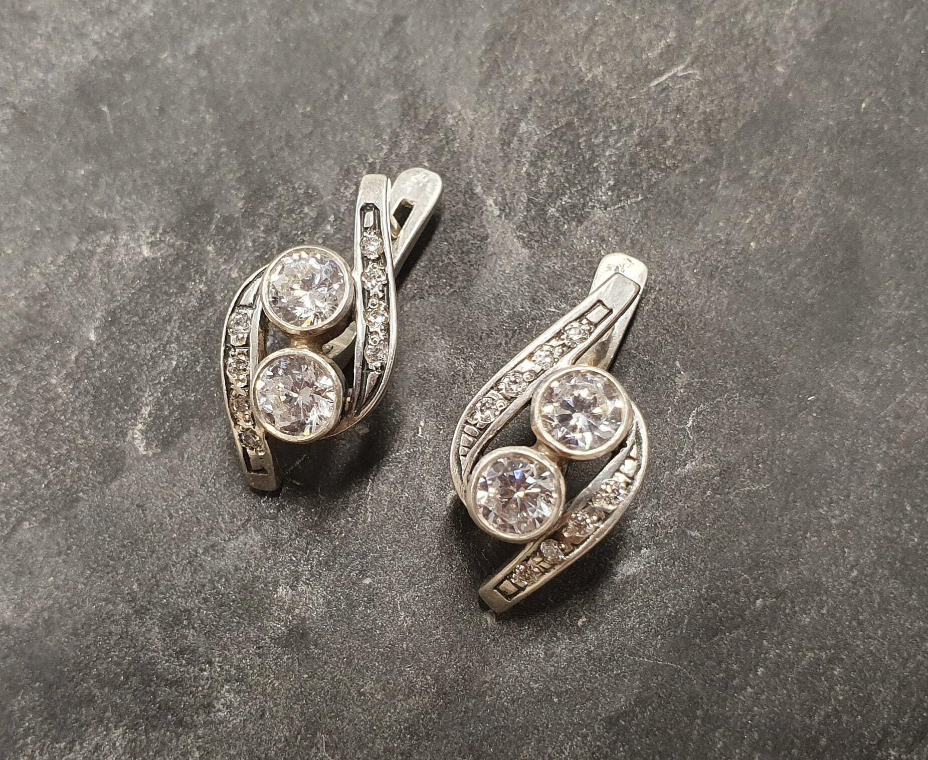 Diamond Earrings, Created Diamond,Two Stone Earrings, Vintage Earrings, Bridal Earrings, Bridal Jewelery, Sparkly Earring, Silver Earrings