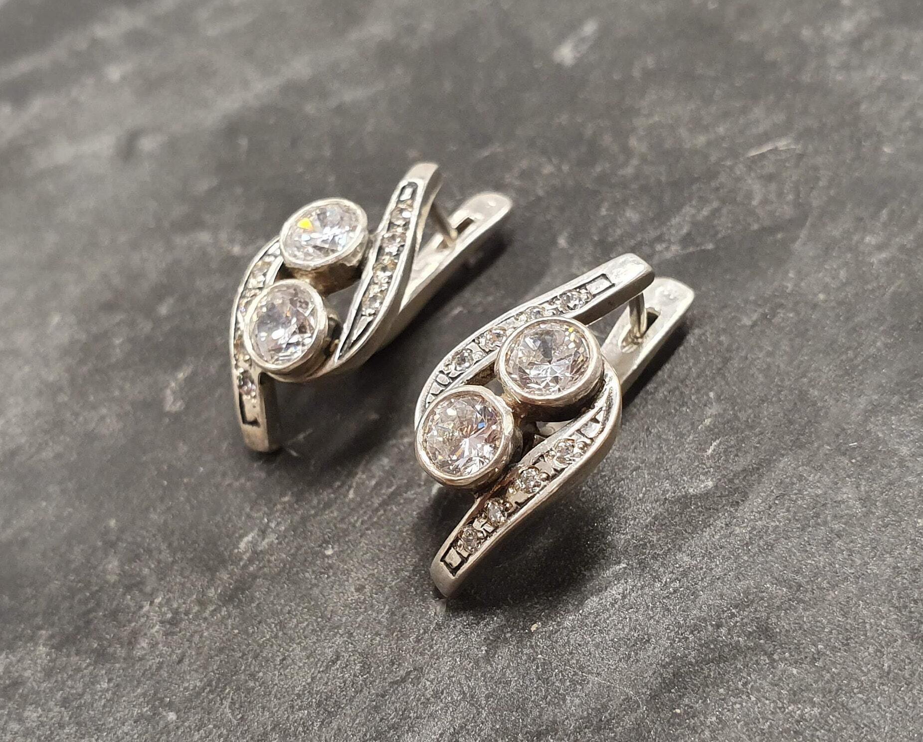 Diamond Earrings, Created Diamond,Two Stone Earrings, Vintage Earrings, Bridal Earrings, Bridal Jewelery, Sparkly Earring, Silver Earrings