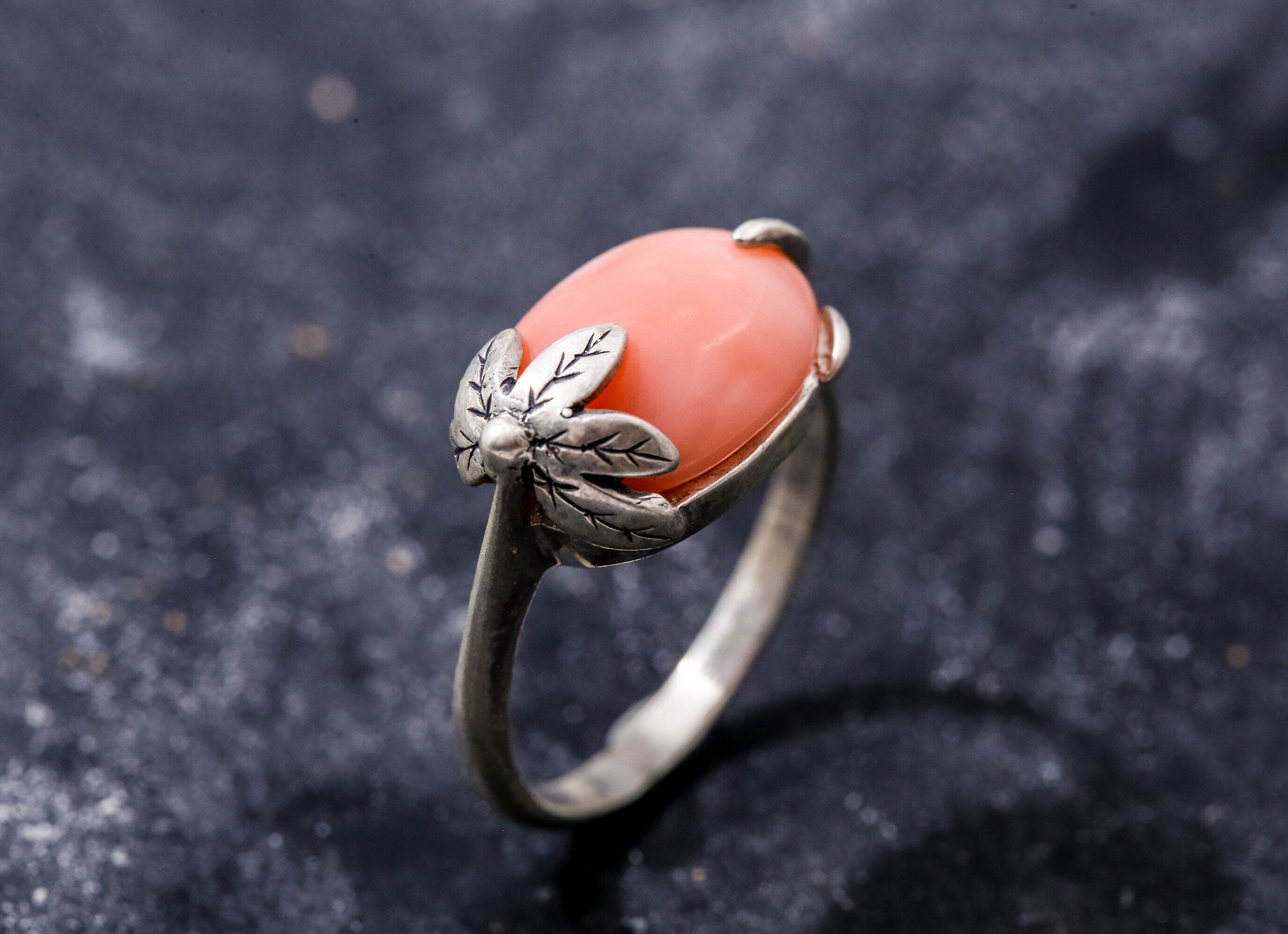 Leaf Ring, Natural Coral Ring, Horizontal Ring, March Birthstone Ring, Pink Coral Ring, Angel Skin Coral, Vintage Rings, Solid Silver Ring