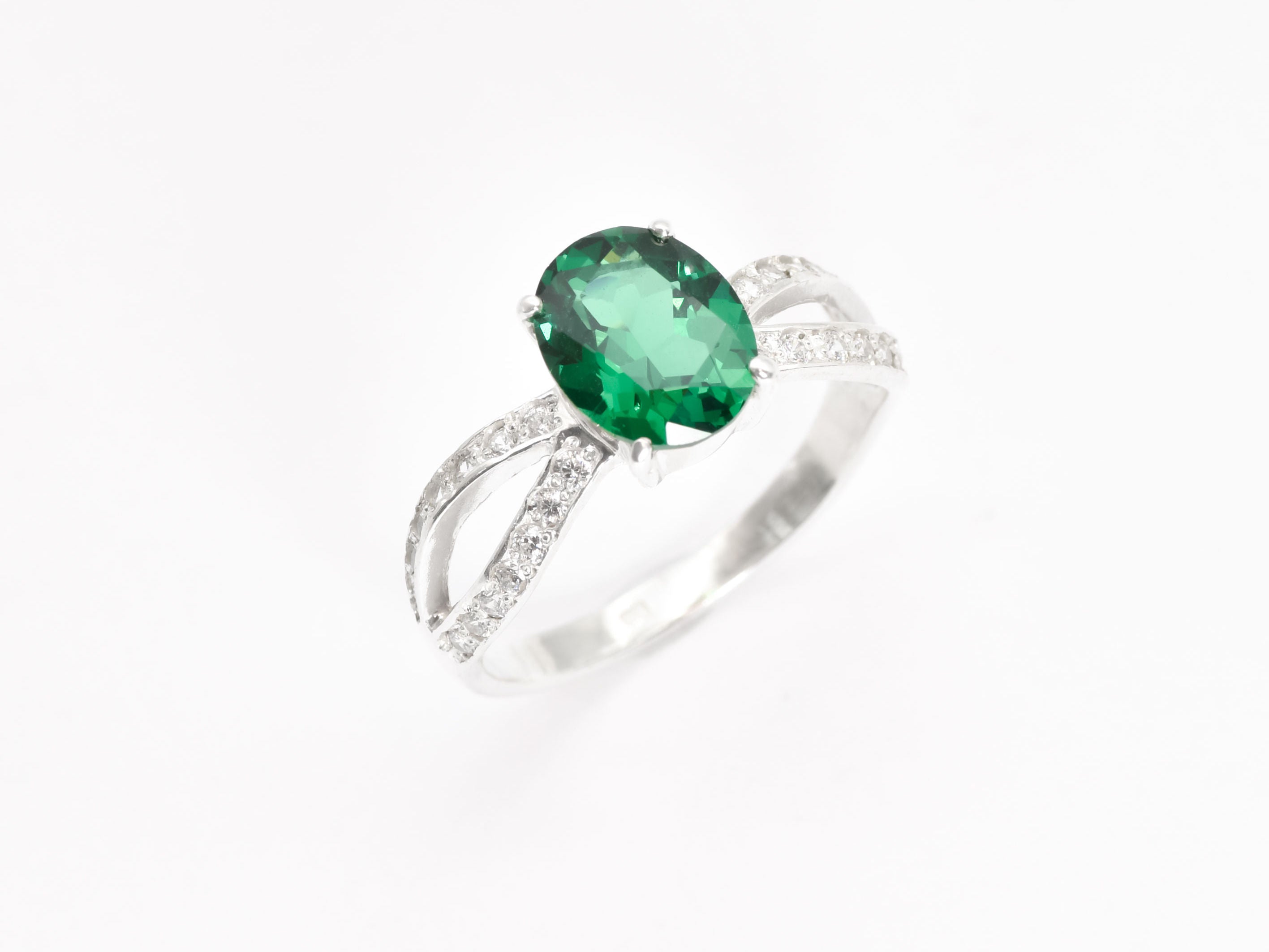 Created Emerald Ring made in 925 Sterling Silver with Oval Created Green Emerald in Solitaire with Accents setting, May Birthstone gift idea, symbolizes, ideal for everyday wear and perfect for birthday gifting and special occasions.