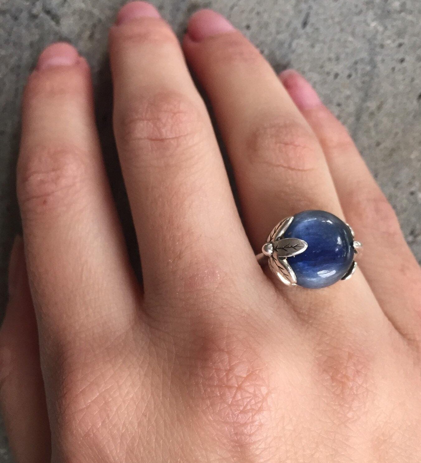 Leaf Ring, Kyanite Ring, Natural Kyanite, Flower Ring, Blue Flower Ring, Blue Ring, Healing Stone, Sterling Silver Ring, Kyanite