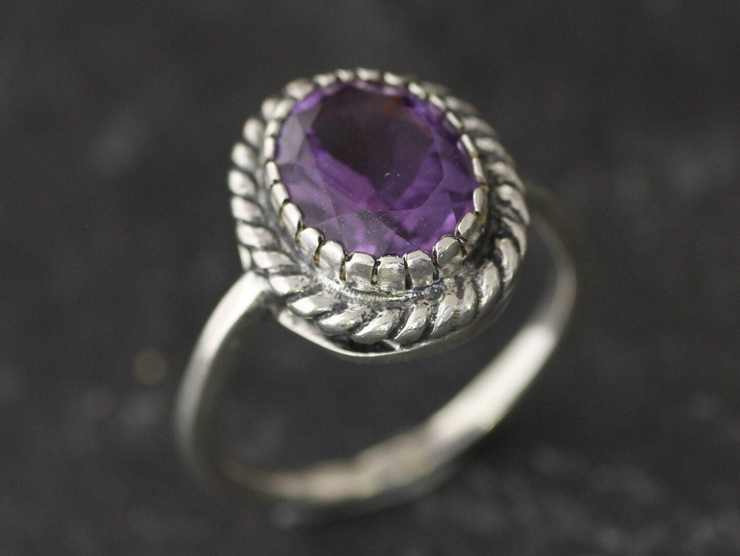 Amethyst Ring, February Birthstone, Natural Amethyst, Vintage Ring, Purple Ring, Dainty Ring, Antique Ring, Solid Silver Ring, Amethyst