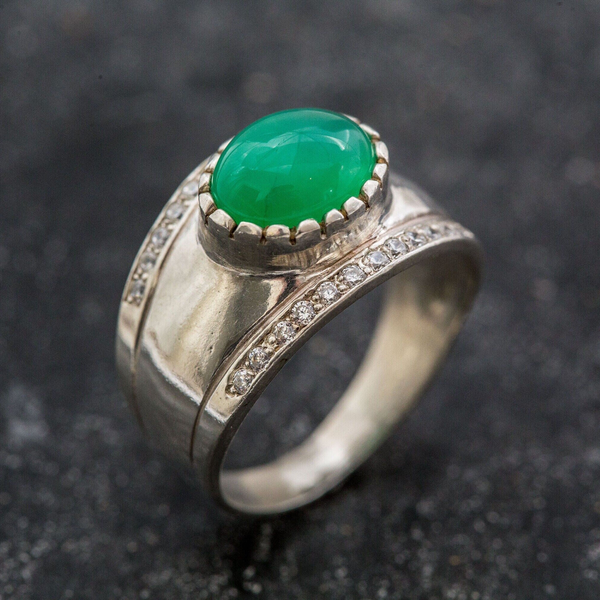 Green Bezel Ring, Chrysoprase Ring, Natural Chrysoprase, May Birthstone, Bezel Ring, Vintage Ring, Silver Ring, Wide Ring, Chrysoprase