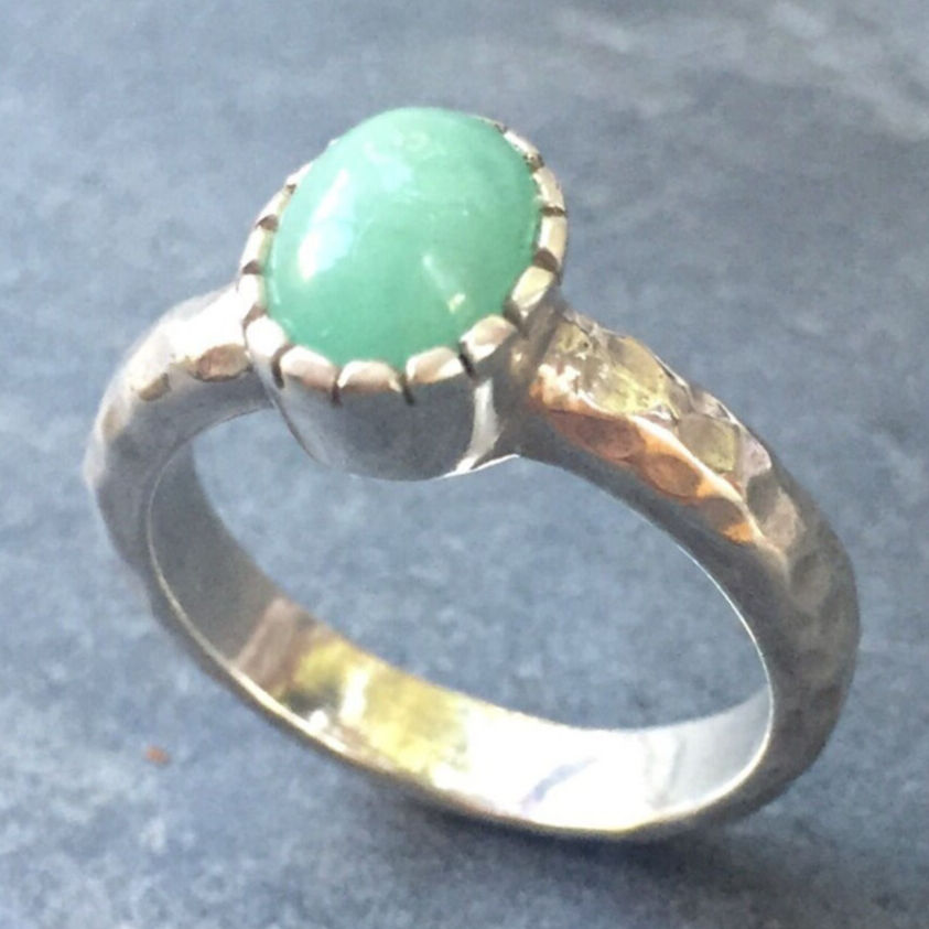 Natural Emerald Ring made in 925 Sterling Silver with Oval Natural Green Emerald in Prong setting, May Birthstone gift idea, symbolizes growth, harmony, and deep emotional healing, ideal for everyday wear and perfect for birthday gifting and special occasions.