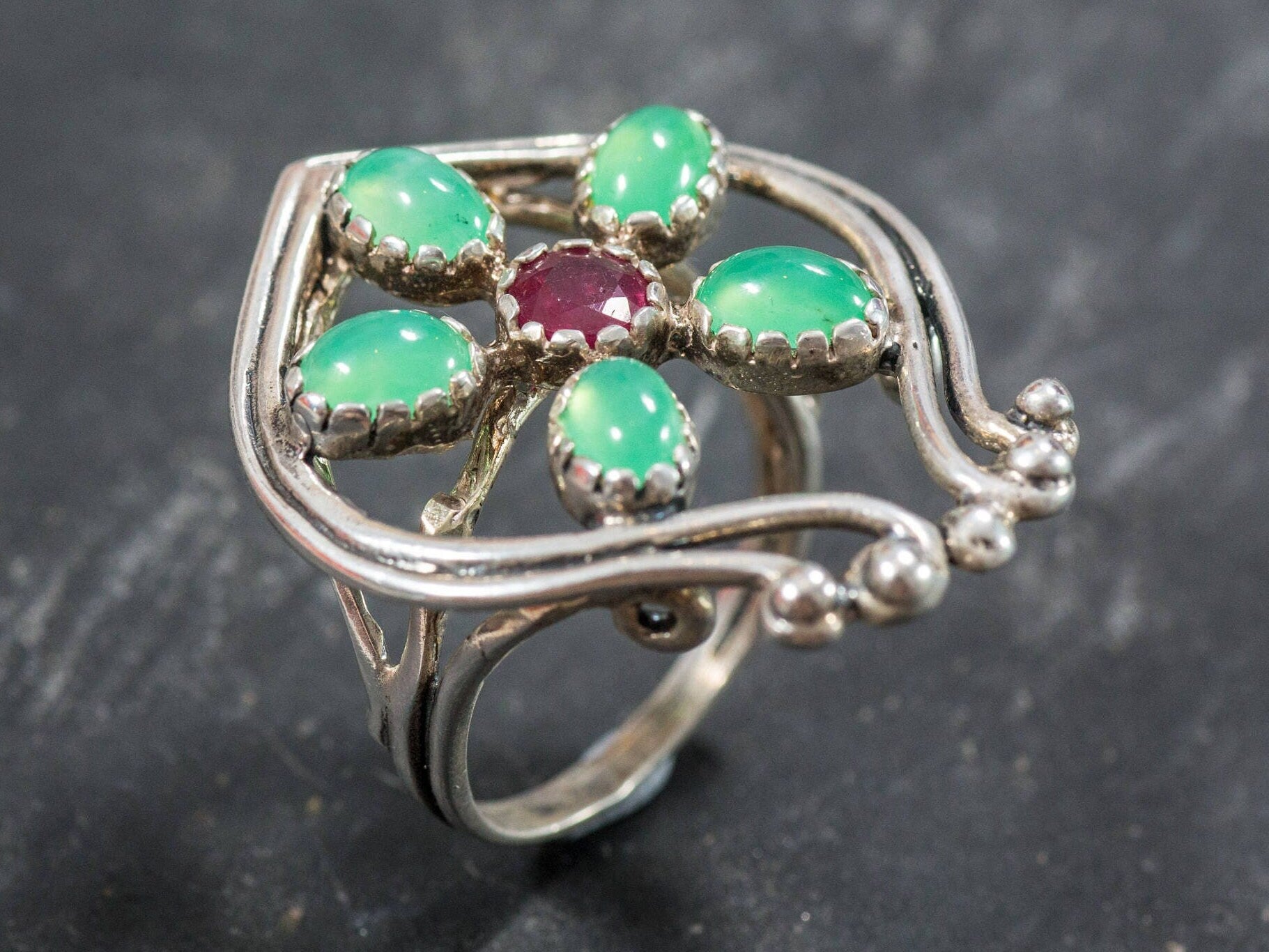 Green Flower Ring, Chrysoprase Ring, Ruby Ring, Unique Design, May birthstone, July Birthstone, Natural Stone, Flower Ring, Chrysoprase
