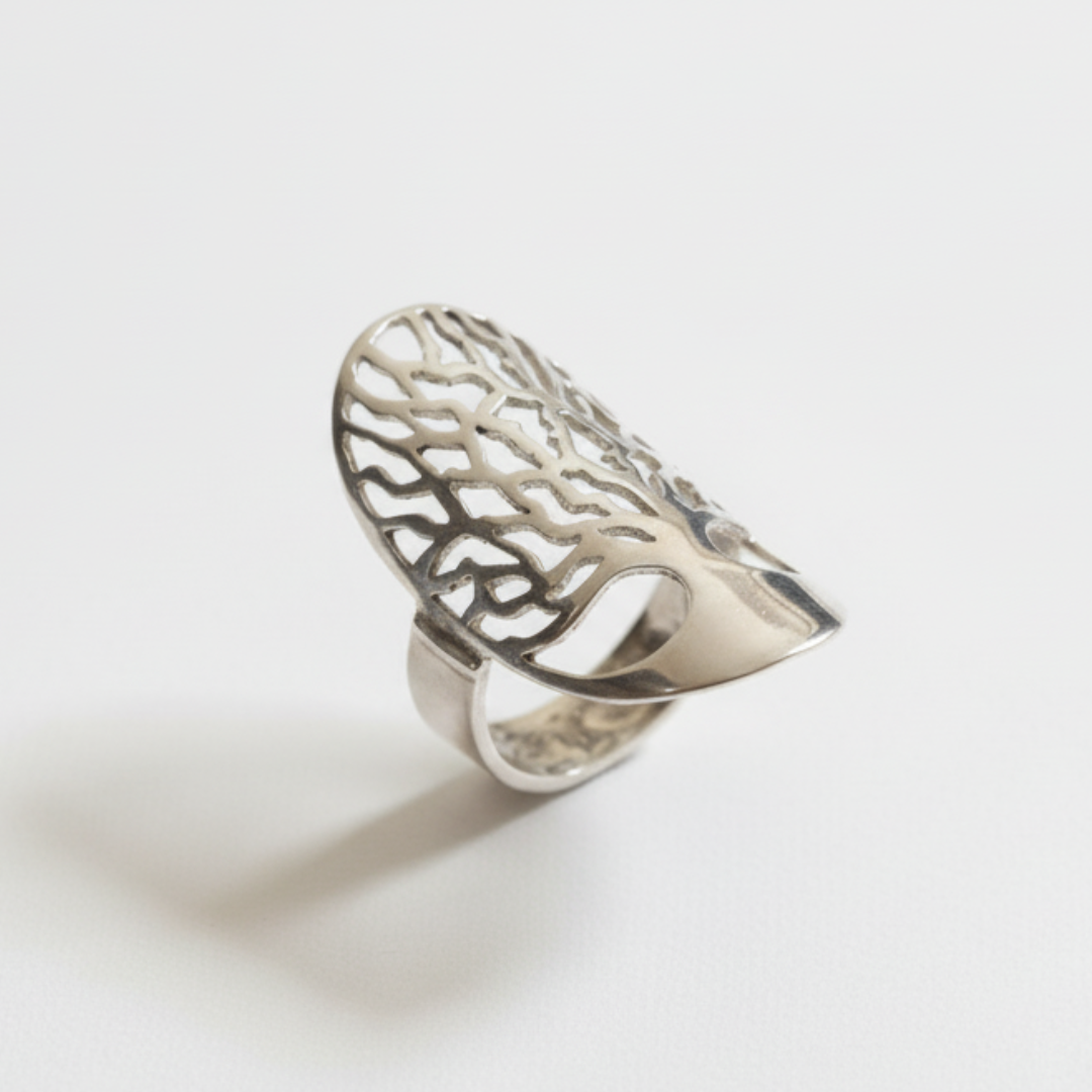 Tree Ring, Silver Tree Ring, Statement Ring, Unique Ring, Tree of Life, Vintage Ring, Sterling Silver Ring, Tree Design Ring, Silver Ring made in 925 Sterling Silver. Ideal for everyday wear and perfect for birthday gifting and special occasions.