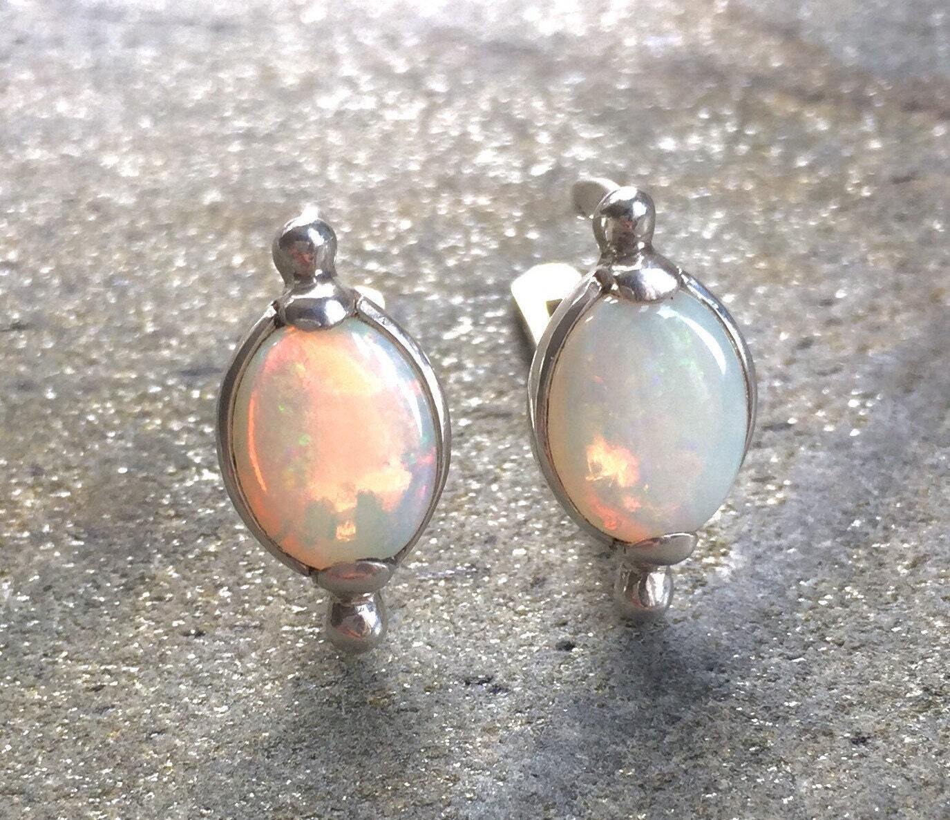 Fire Opal Earrings, Natural Australian Opal, Opal Studs, White Oval Earrings, Stud Earrings, Vintage Earrings, Dainty Studs, Silver Earrings