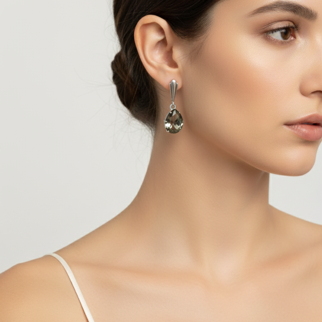 Elegant Pear-Shaped Green Diamond Earrings in 925 Sterling Silver. Perfect for daily wear and special celebrations.