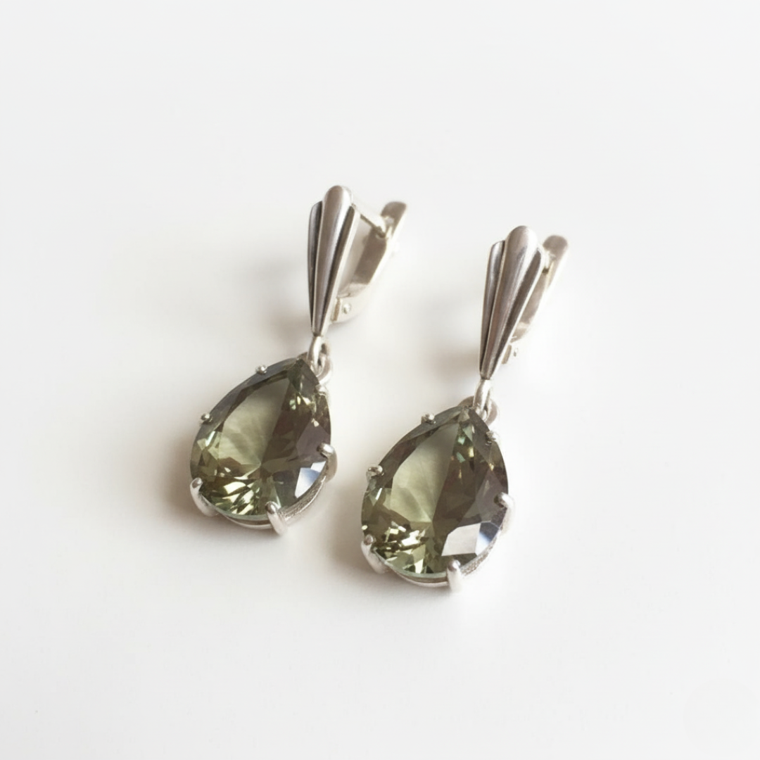 Green Earrings, Green Diamonds, Created Diamond, Pear Shape Earrings, Teardrop Earrings, 10 Carat Diamond, Silver Earrings, Solid Silver made in 925 Sterling Silver. Ideal for everyday wear and perfect for birthday gifting and special occasions.