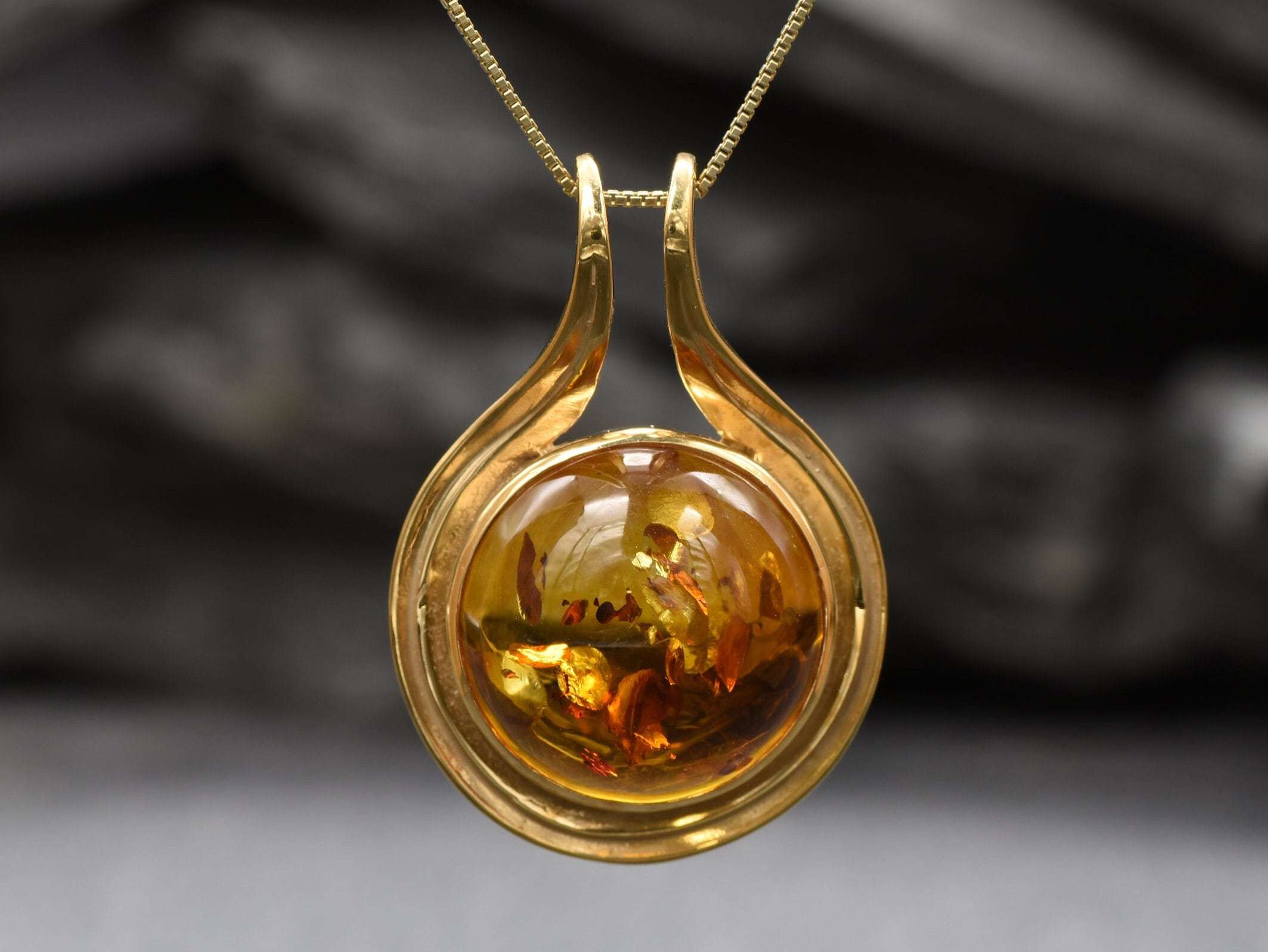 Large sale amber pendant