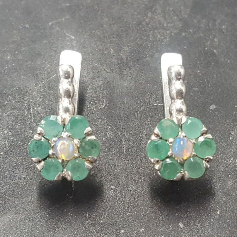 Emerald Earrings, Natural Emerald, May Birthstone, Flower Earrings, Vintage Flower Earrings, Green Flower Earrings, Solid Silver Earrings